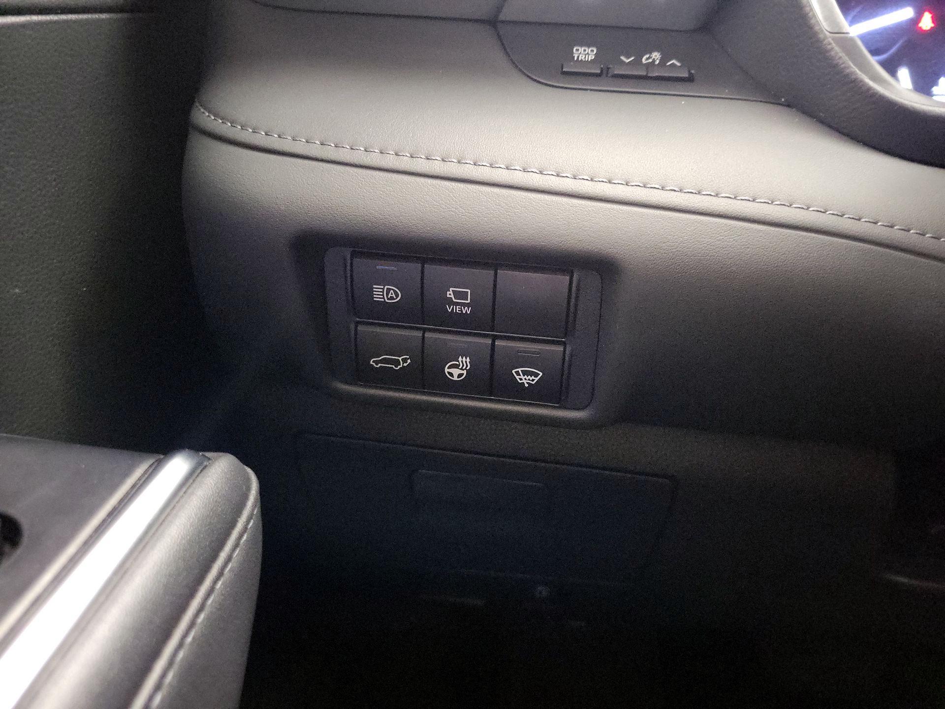 Thumbnail: 2021 Toyota Highlander - 13