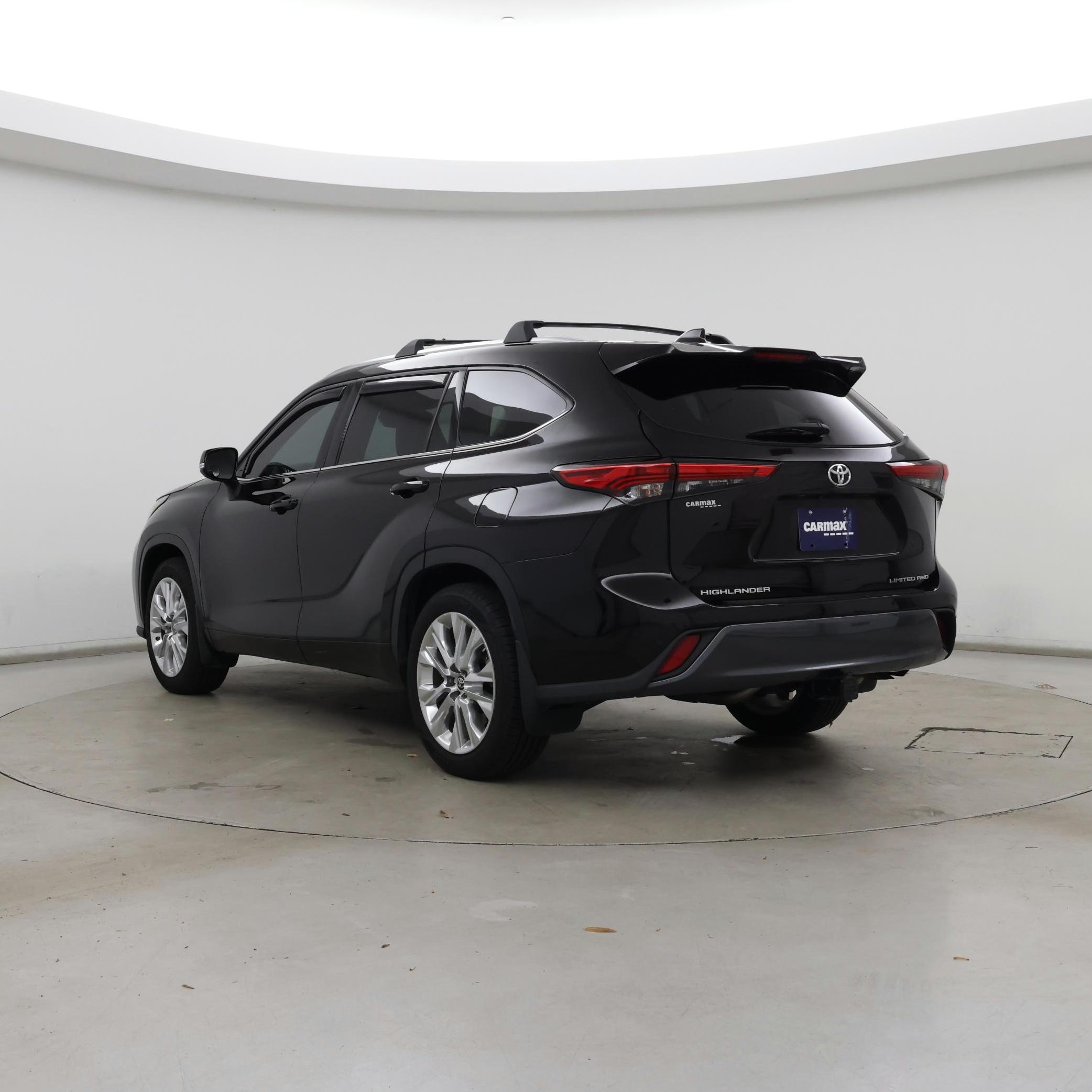 Thumbnail: 2021 Toyota Highlander - 2