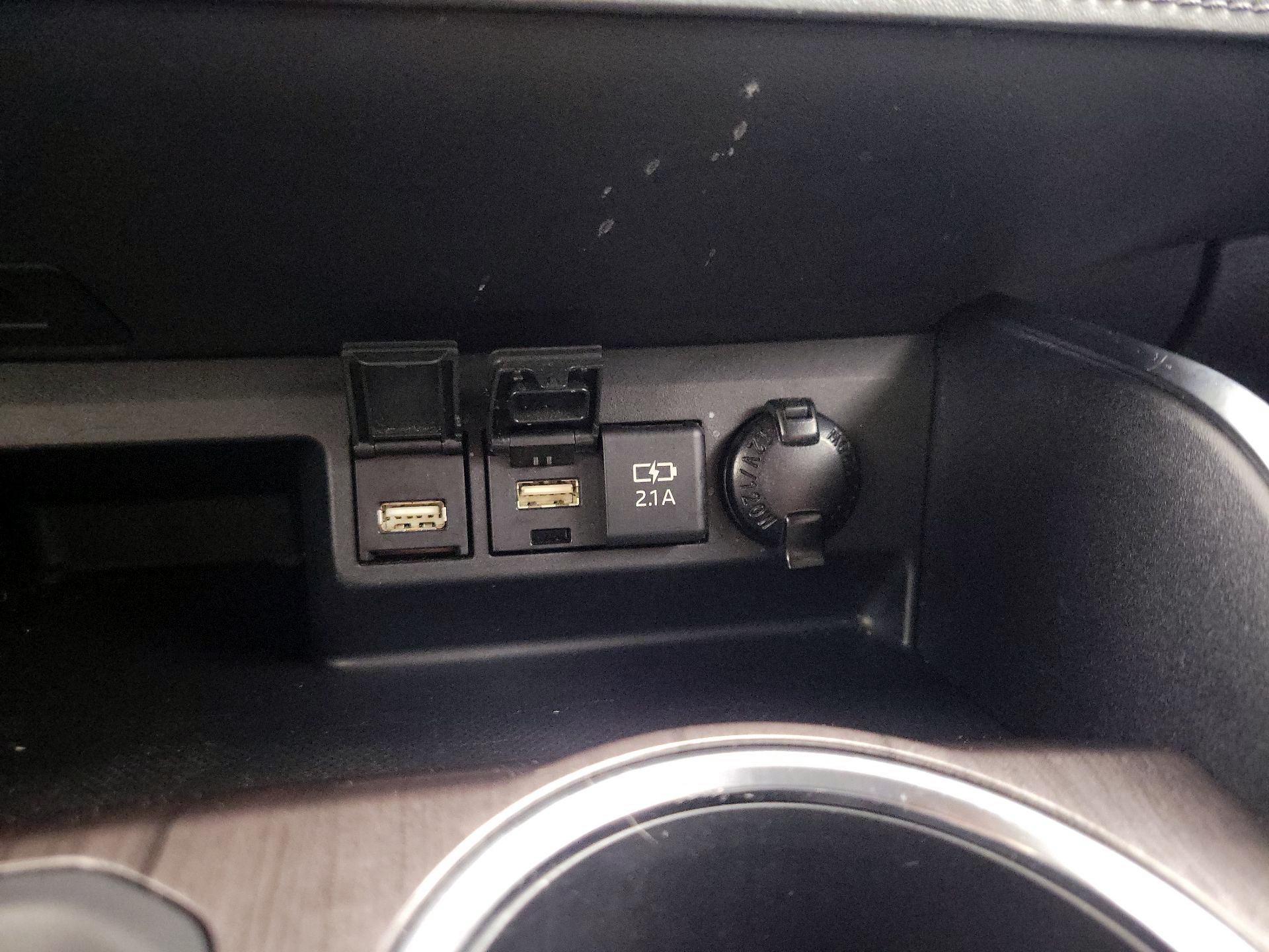 Thumbnail: 2021 Toyota Highlander - 19