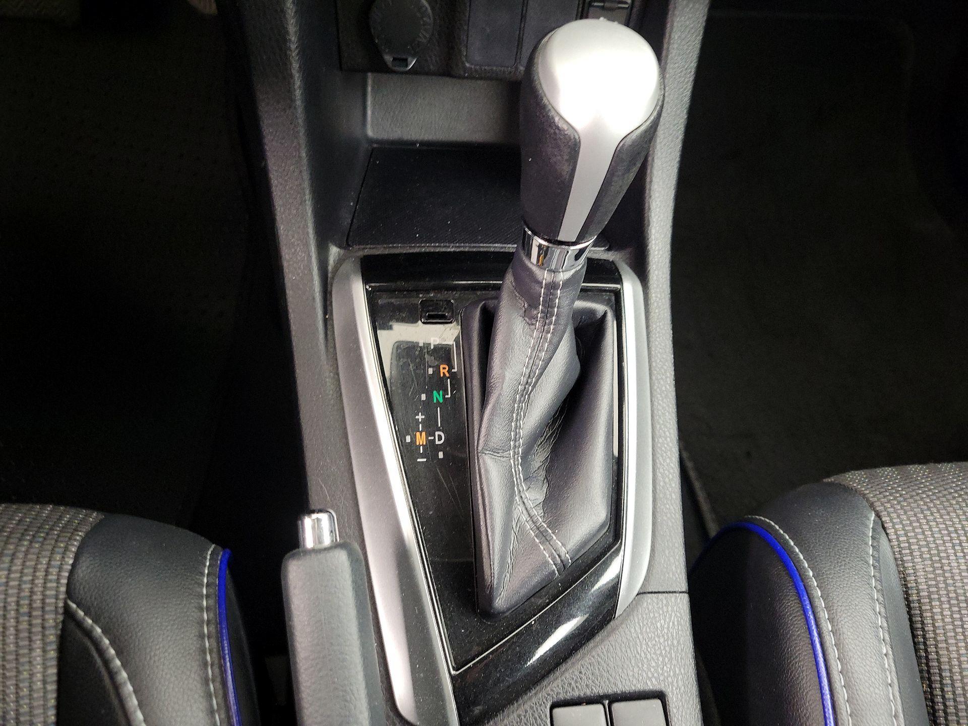 Thumbnail: 2017 Toyota Corolla - 17