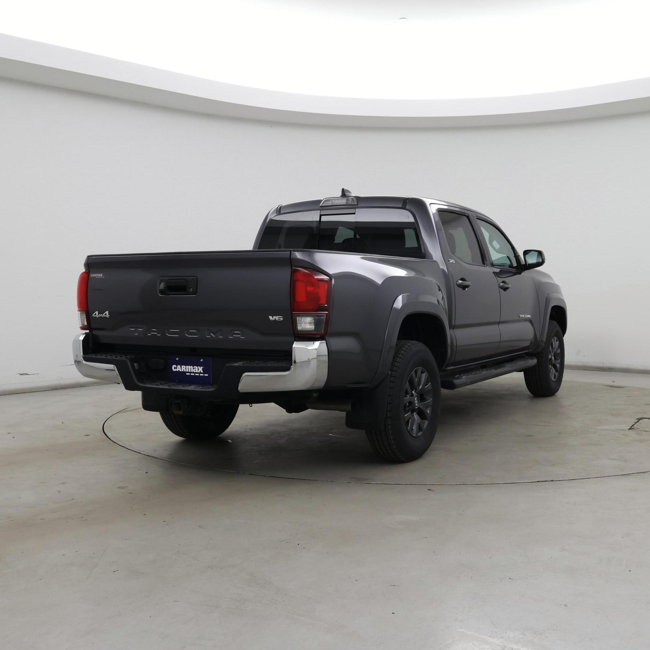 Thumbnail: 2022 Toyota Tacoma - 8