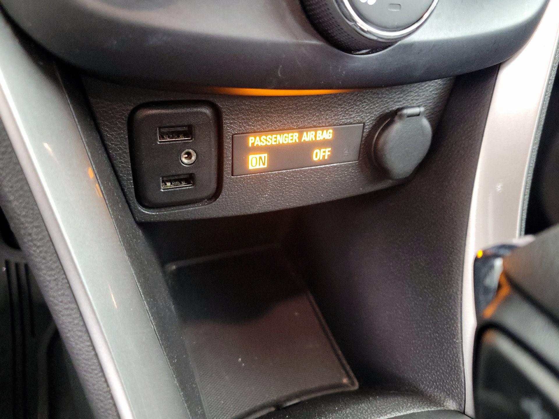 Thumbnail: 2018 Chevrolet Trax - 18