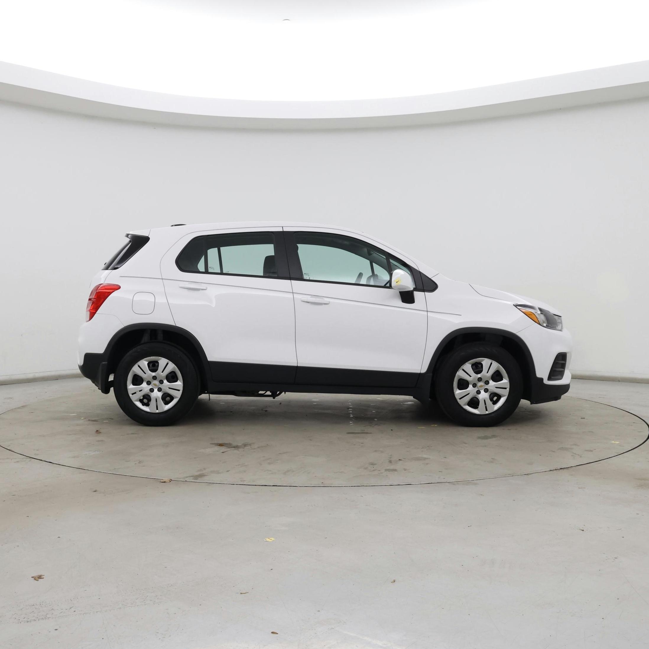 Thumbnail: 2018 Chevrolet Trax - 7