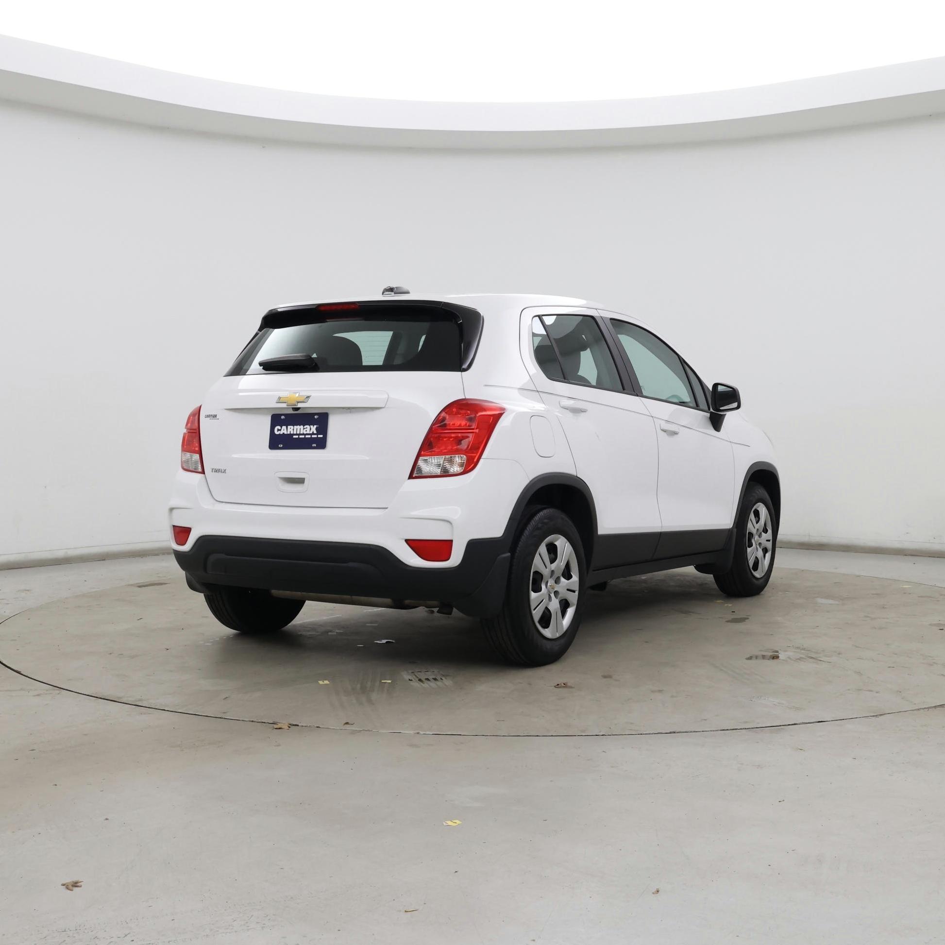 Thumbnail: 2018 Chevrolet Trax - 8