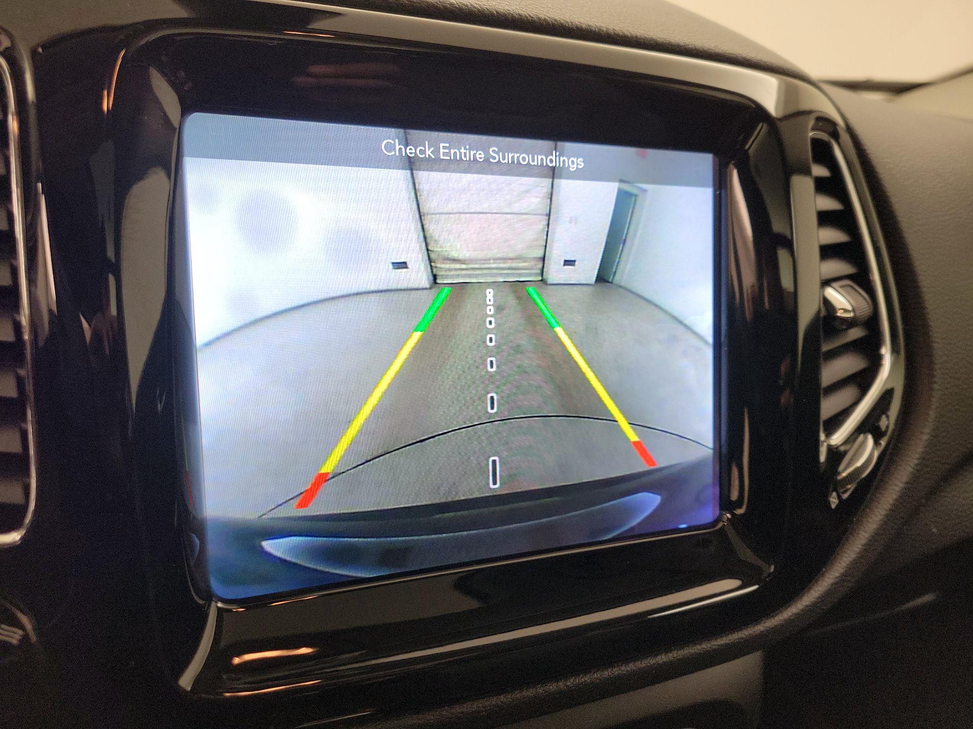 Thumbnail: 2018 Jeep Compass - 15