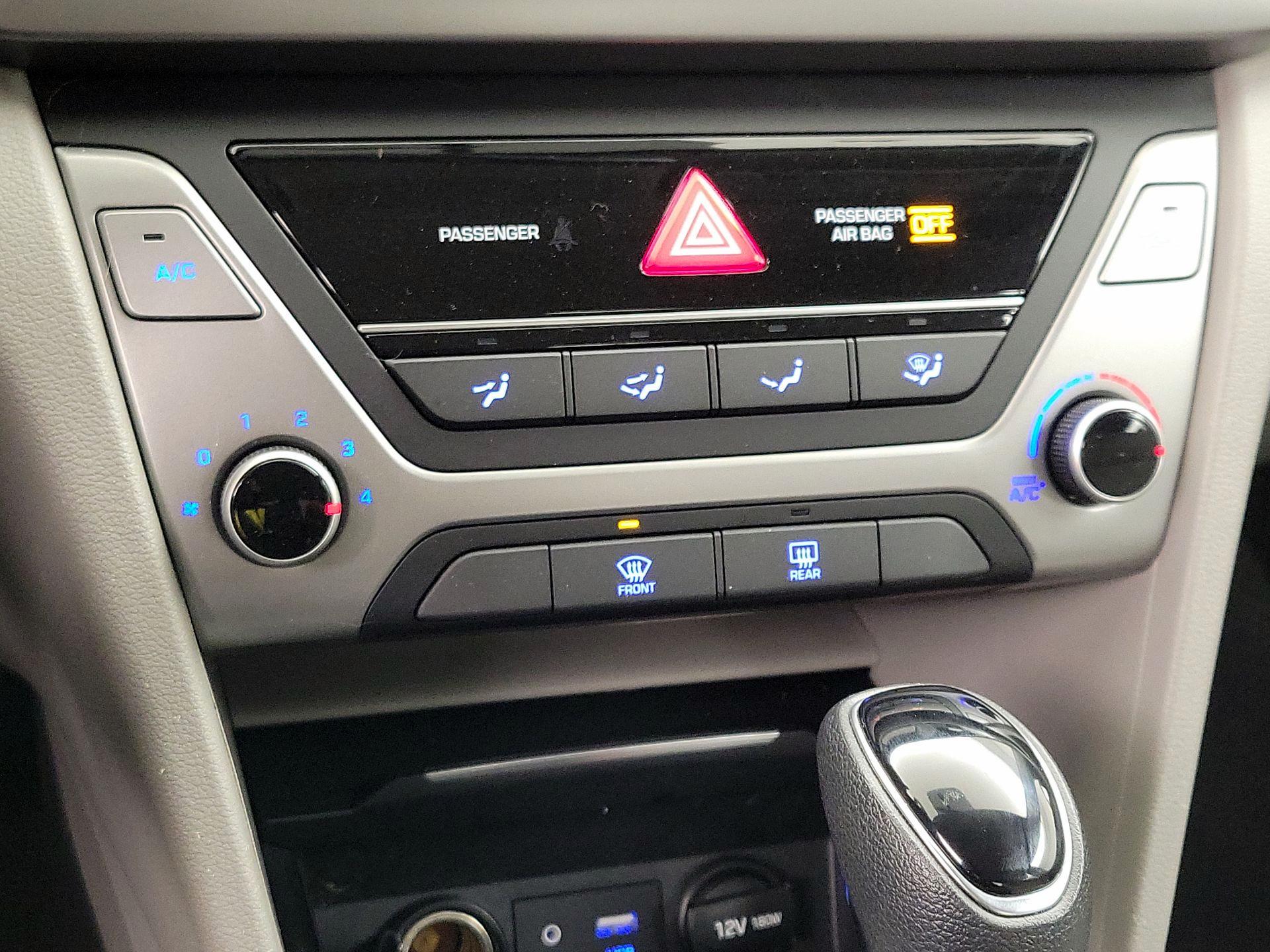 Thumbnail: 2018 Hyundai Elantra - 16