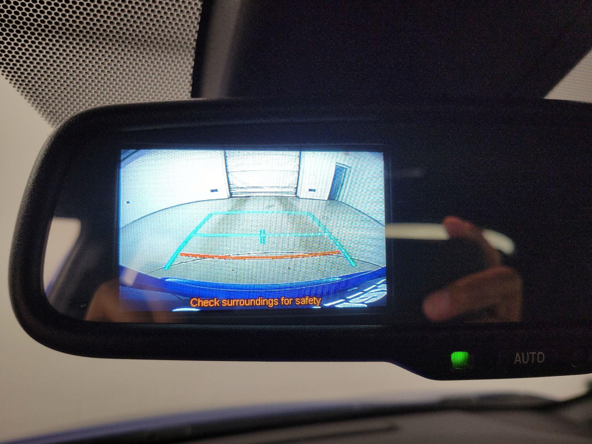 Thumbnail: 2018 Toyota C-HR - 14