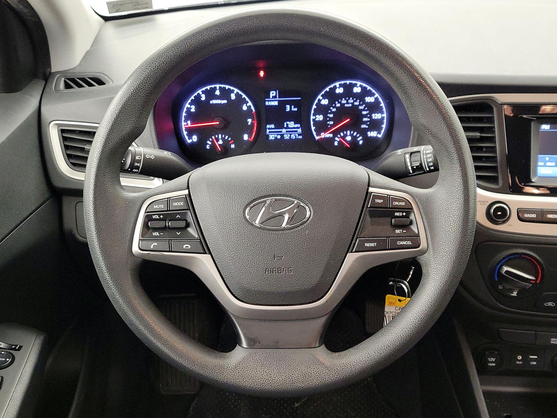 Thumbnail: 2019 Hyundai Accent - 10