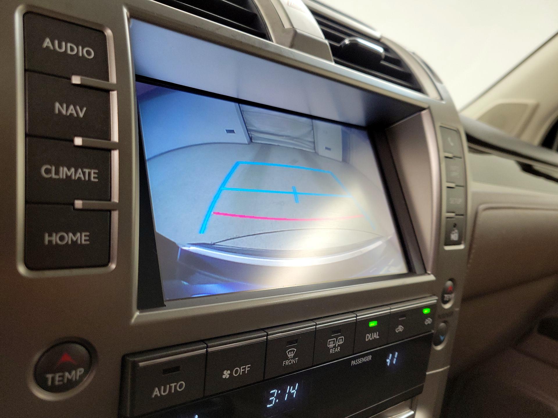 Thumbnail: 2017 Lexus GX - 15