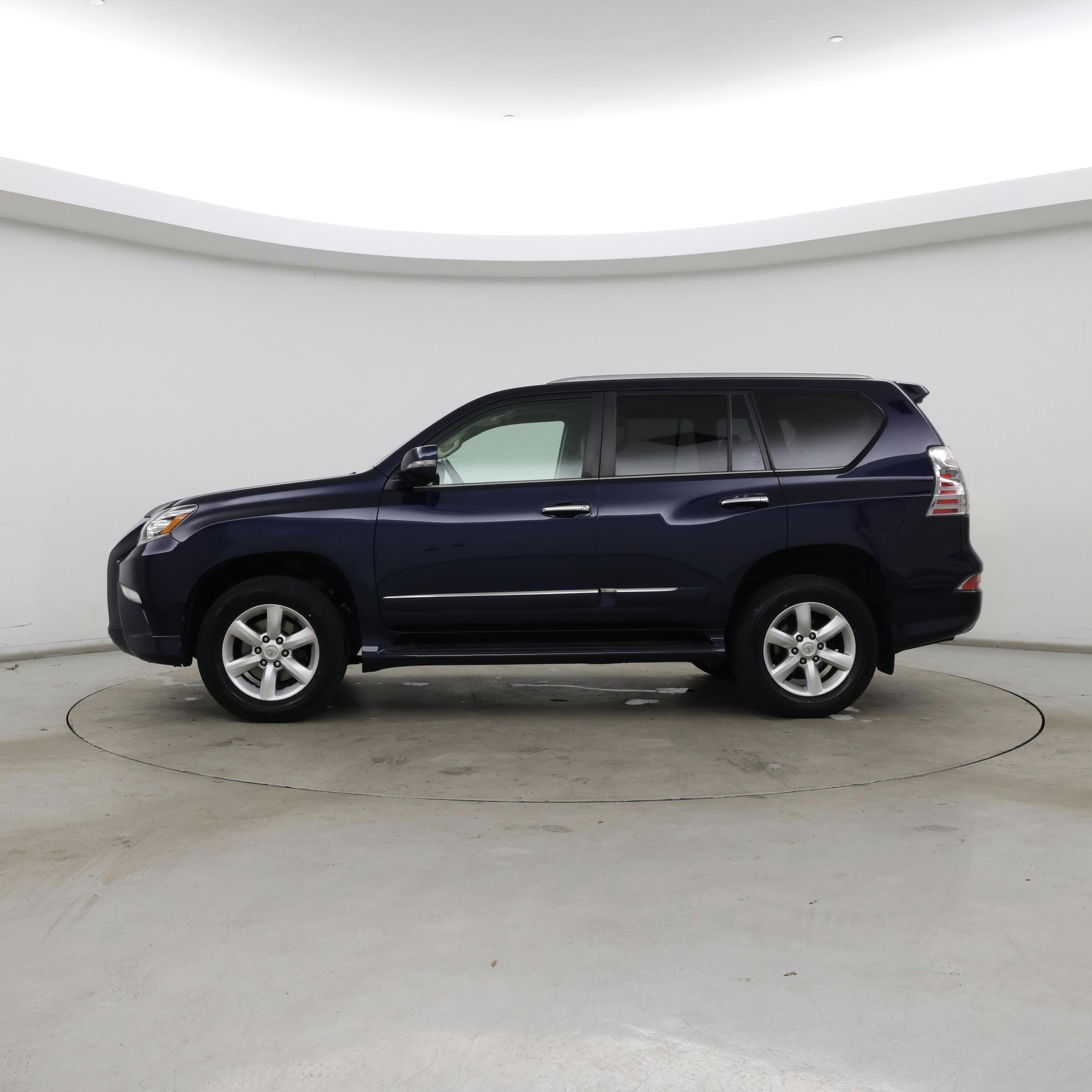 Thumbnail: 2017 Lexus GX - 3