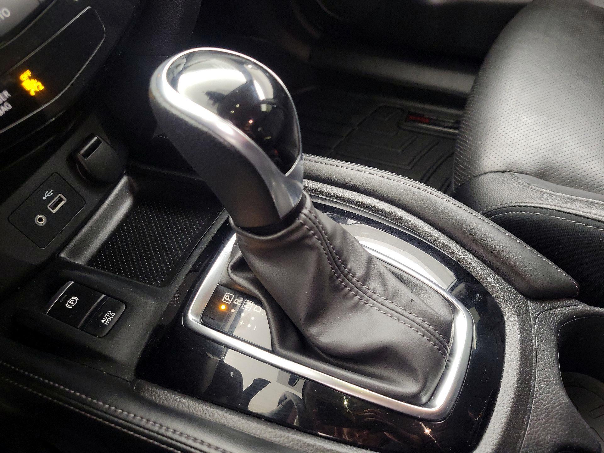 Thumbnail: 2020 Nissan Rogue - 18