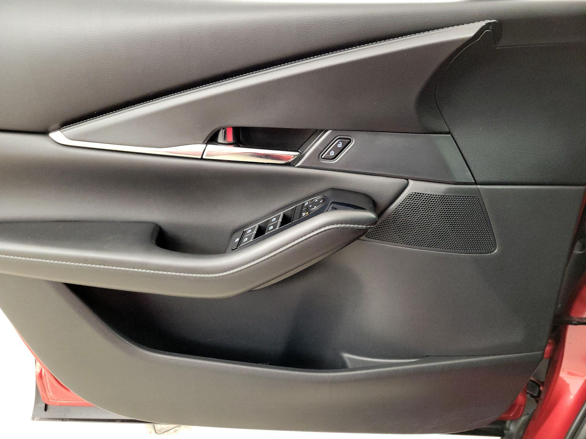 Thumbnail: 2022 Mazda CX-30 - 12