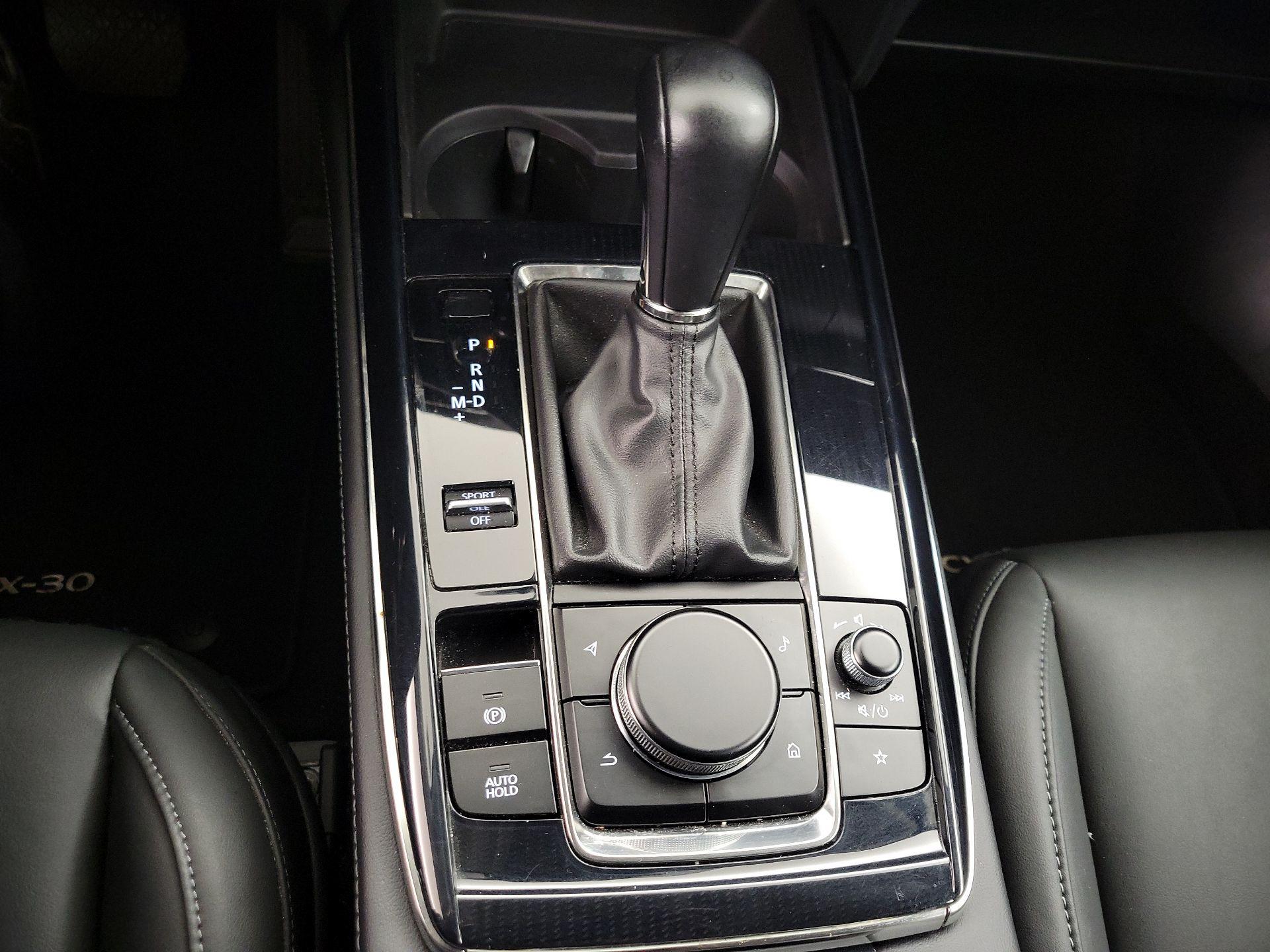 Thumbnail: 2022 Mazda CX-30 - 17