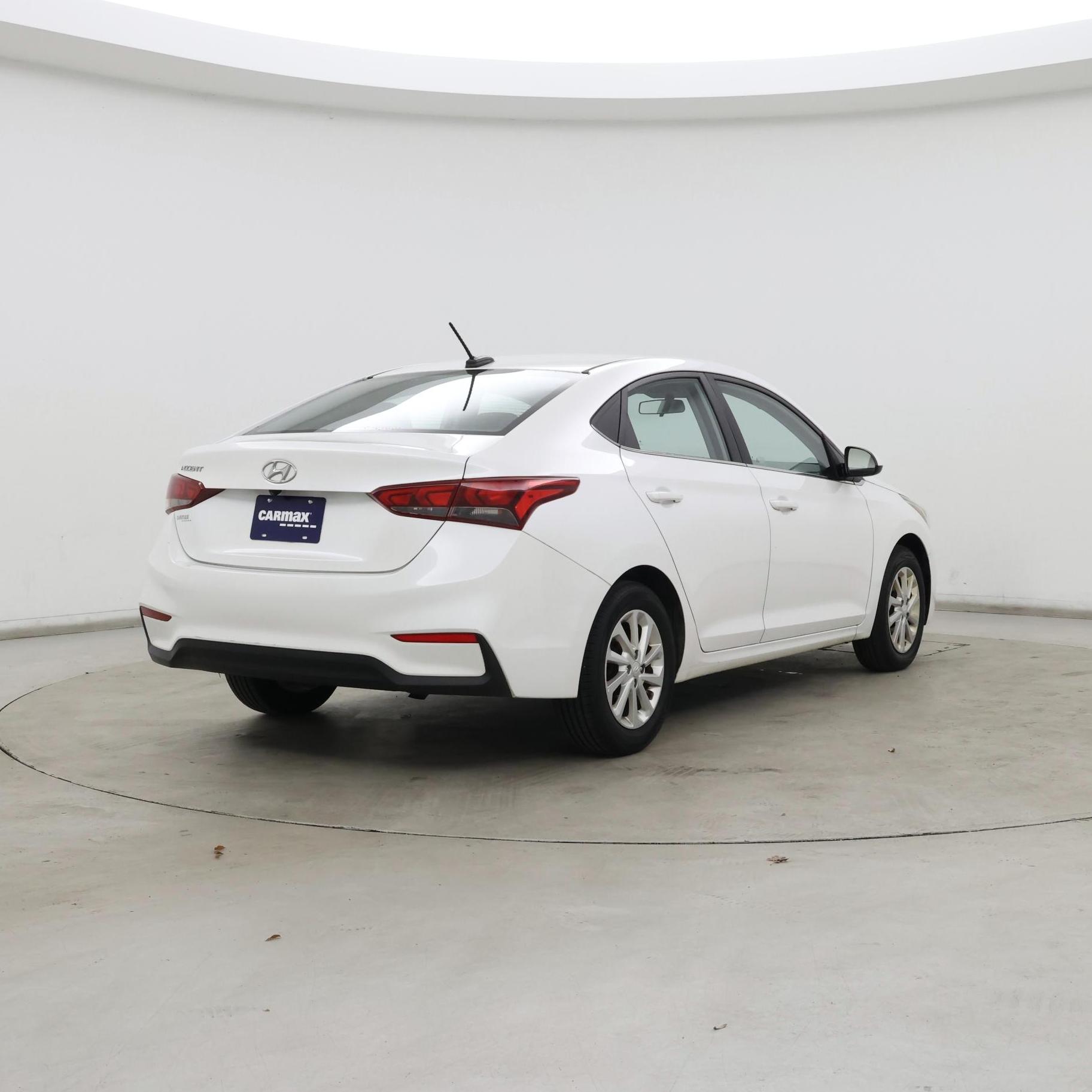 Thumbnail: 2019 Hyundai Accent - 8