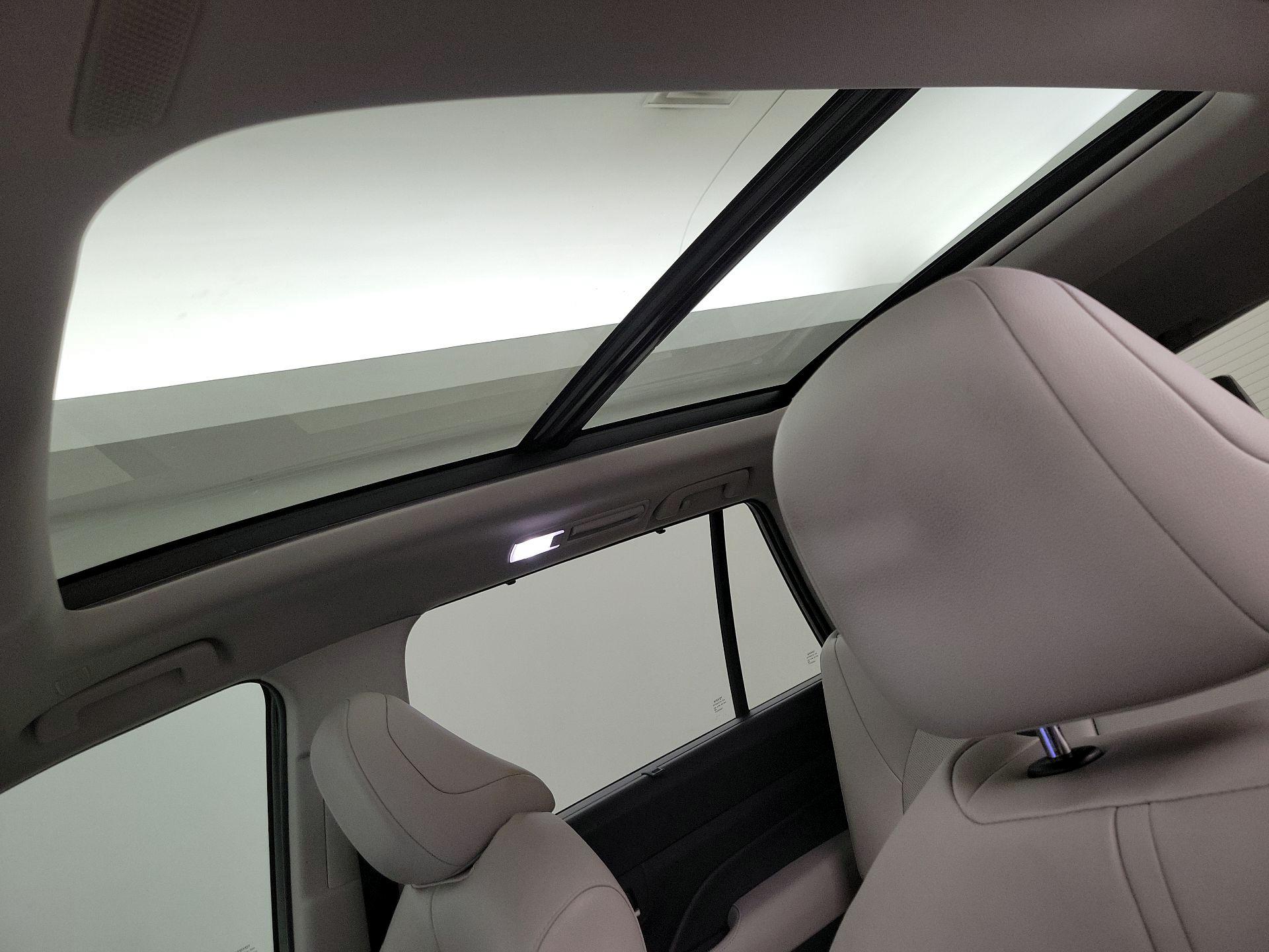 Thumbnail: 2024 Toyota Grand Highlander - 19