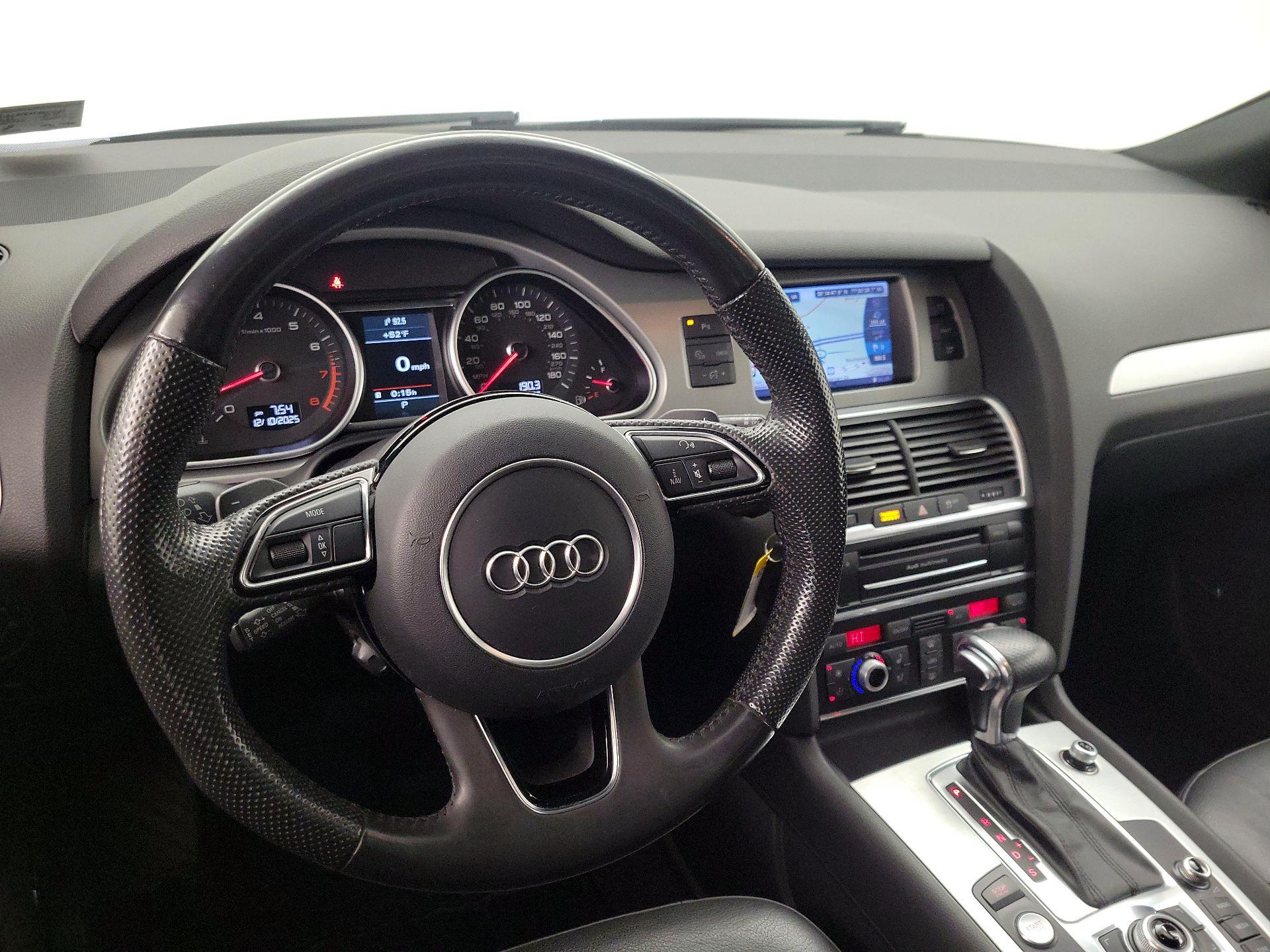 Thumbnail: 2015 Audi Q7 - 10