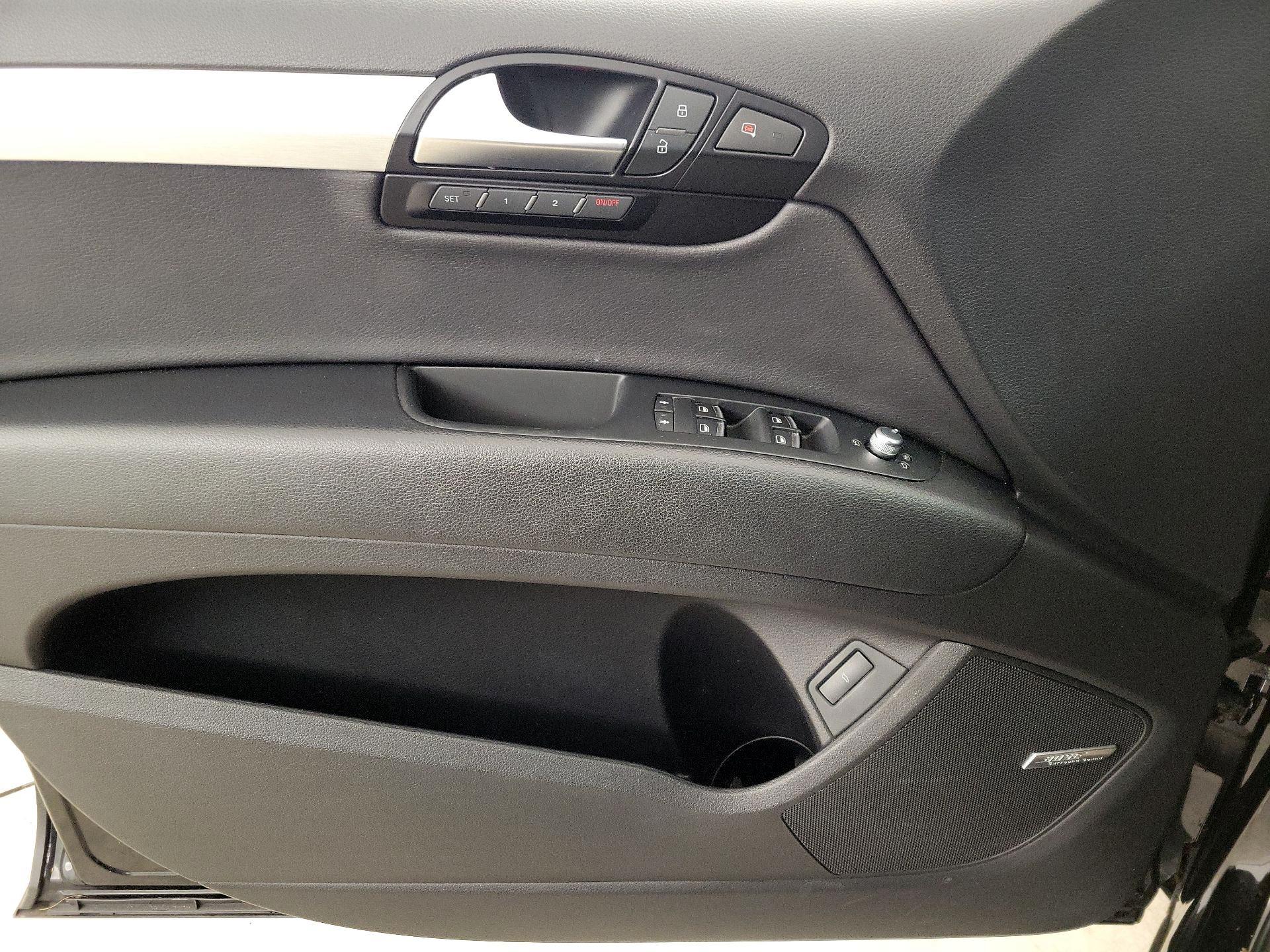 Thumbnail: 2015 Audi Q7 - 12