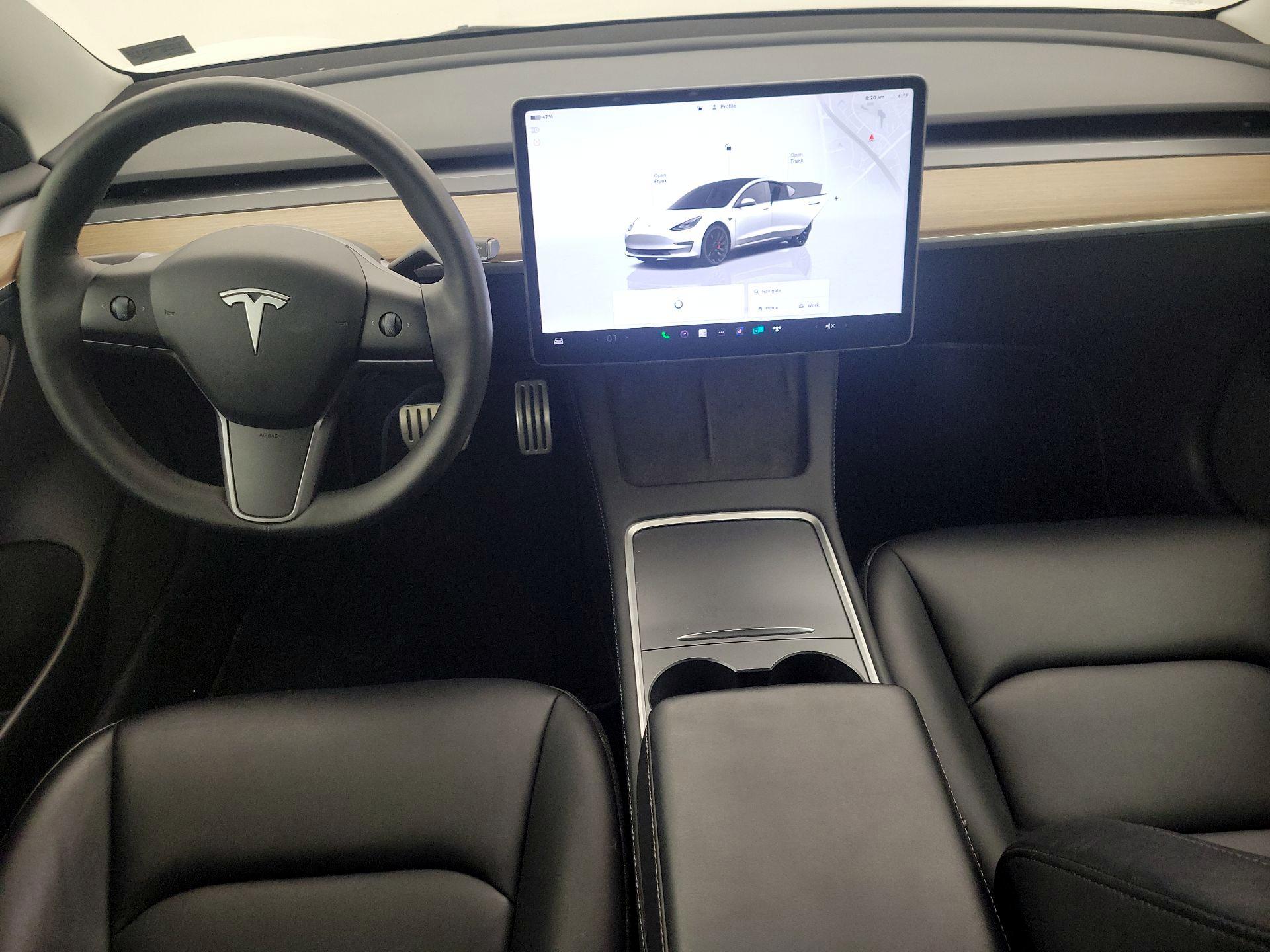 Thumbnail: 2023 Tesla Model 3 - 9