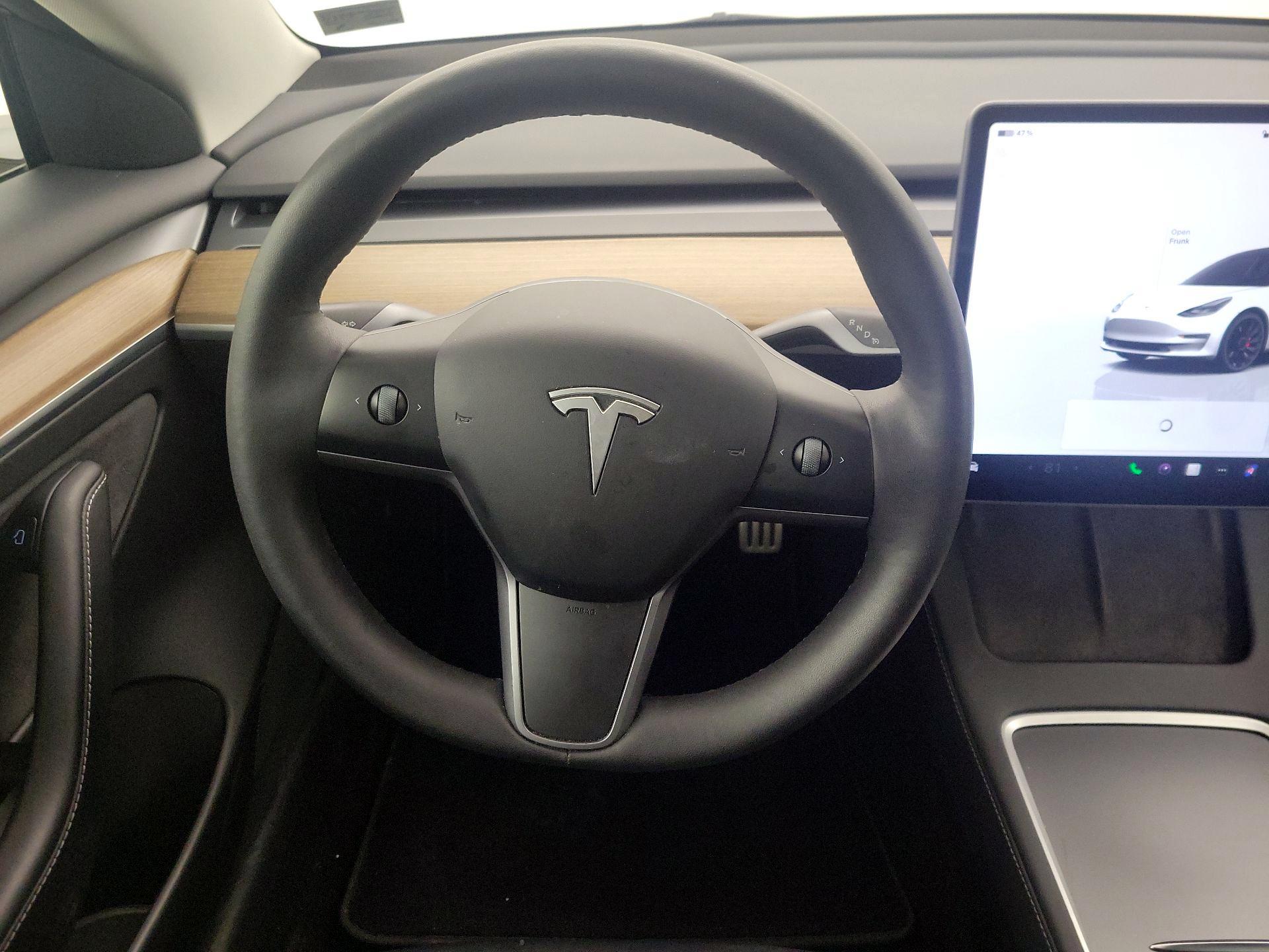 Thumbnail: 2023 Tesla Model 3 - 10