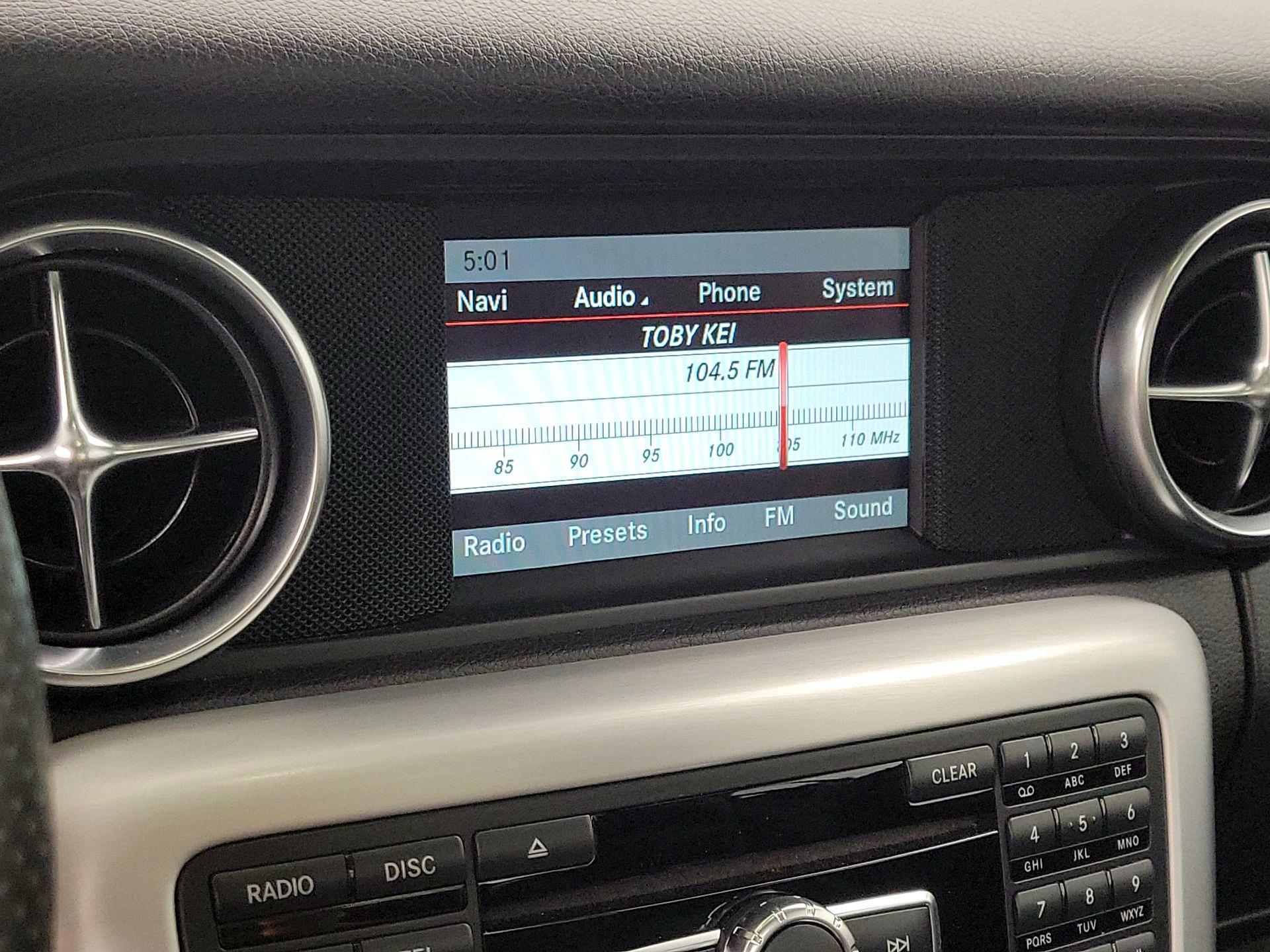 Thumbnail: 2016 Mercedes-Benz SL-Class - 15