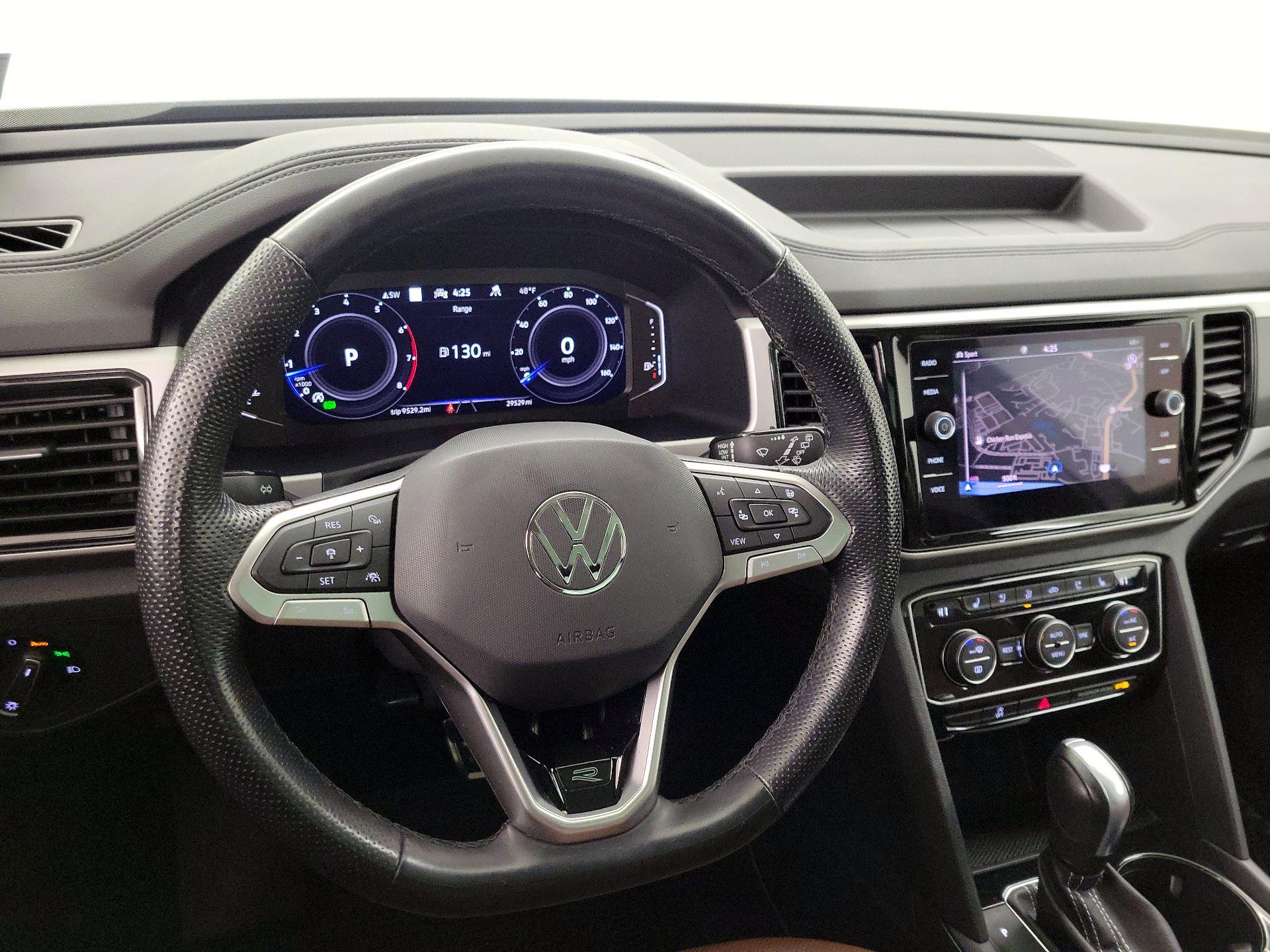 Thumbnail: 2022 Volkswagen Atlas - 10