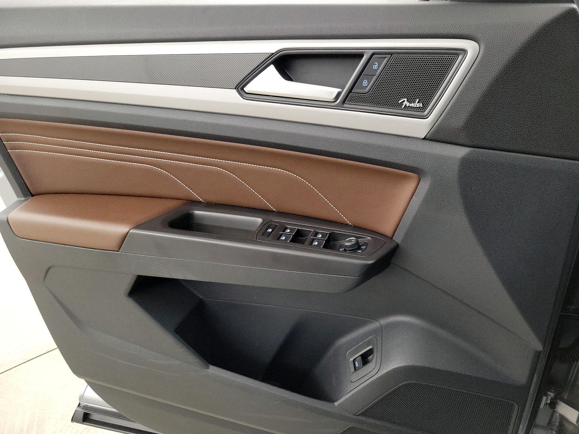 Thumbnail: 2022 Volkswagen Atlas - 12