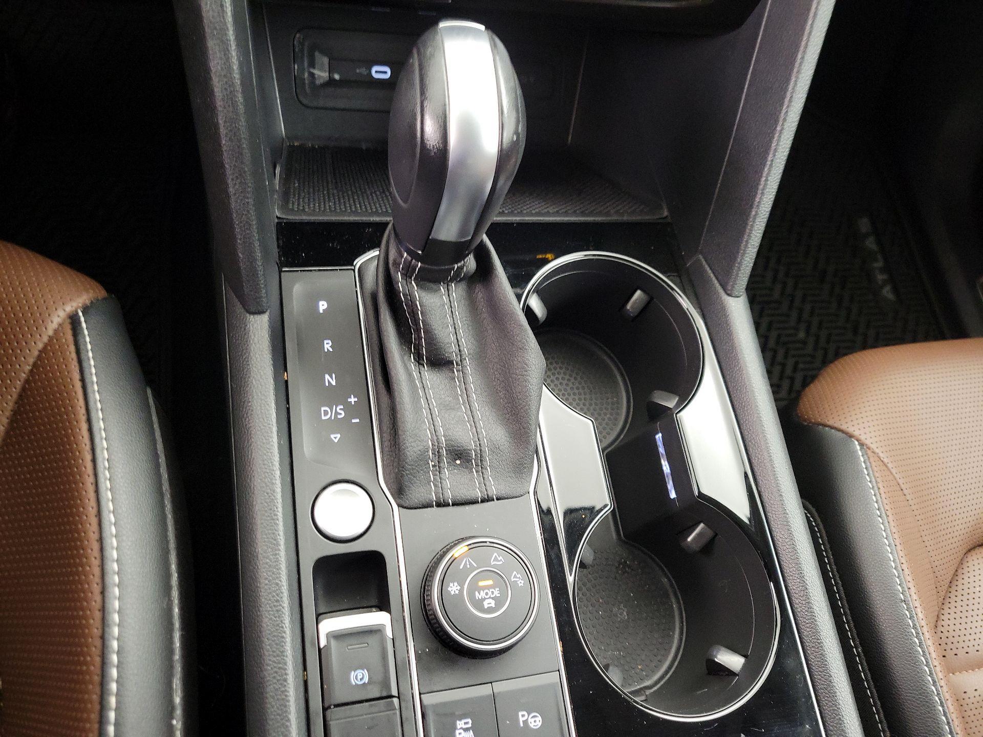 Thumbnail: 2022 Volkswagen Atlas - 18