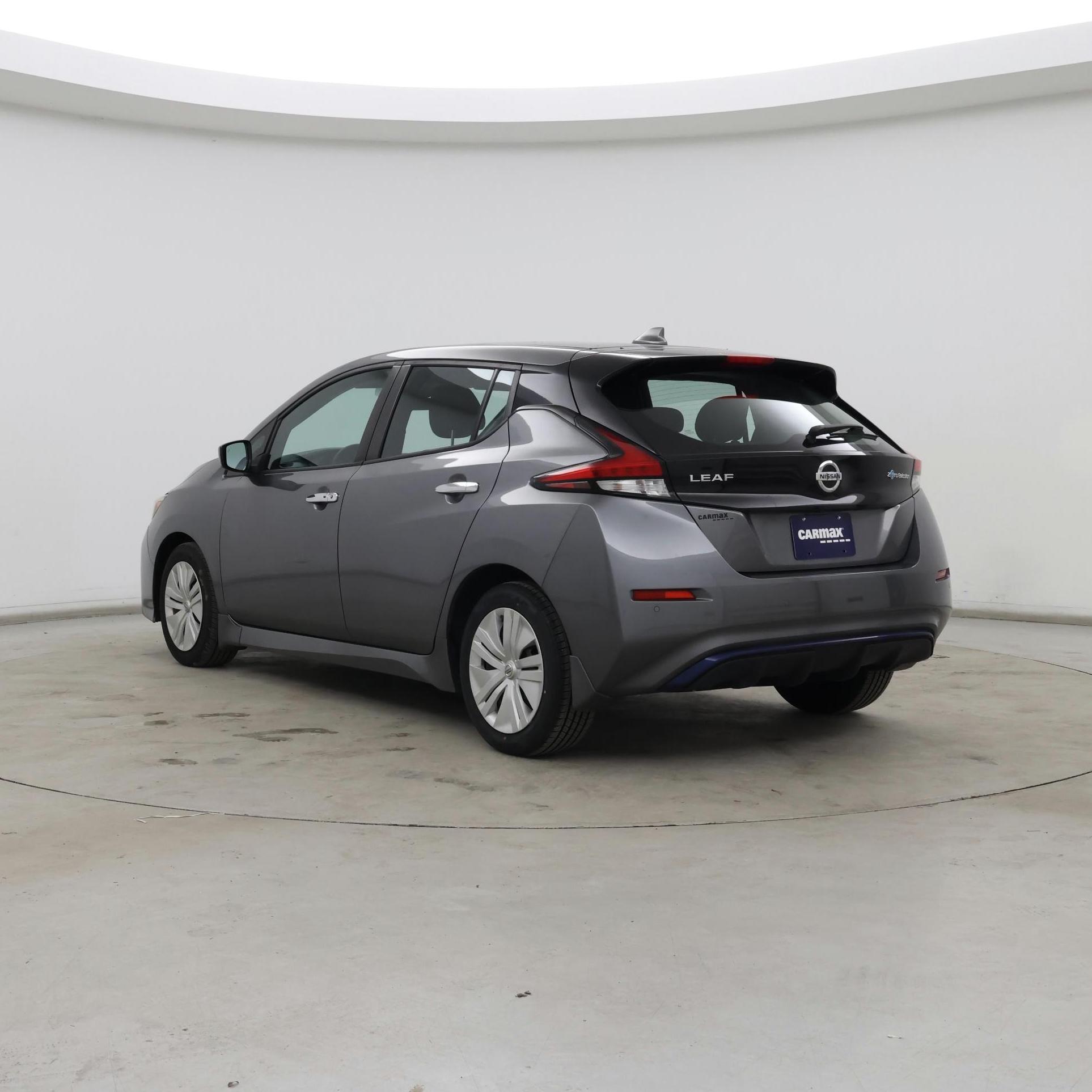 Thumbnail: 2022 Nissan Leaf - 2