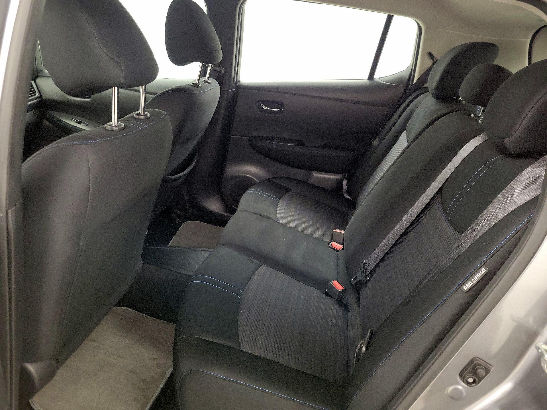 Thumbnail: 2022 Nissan Leaf - 19