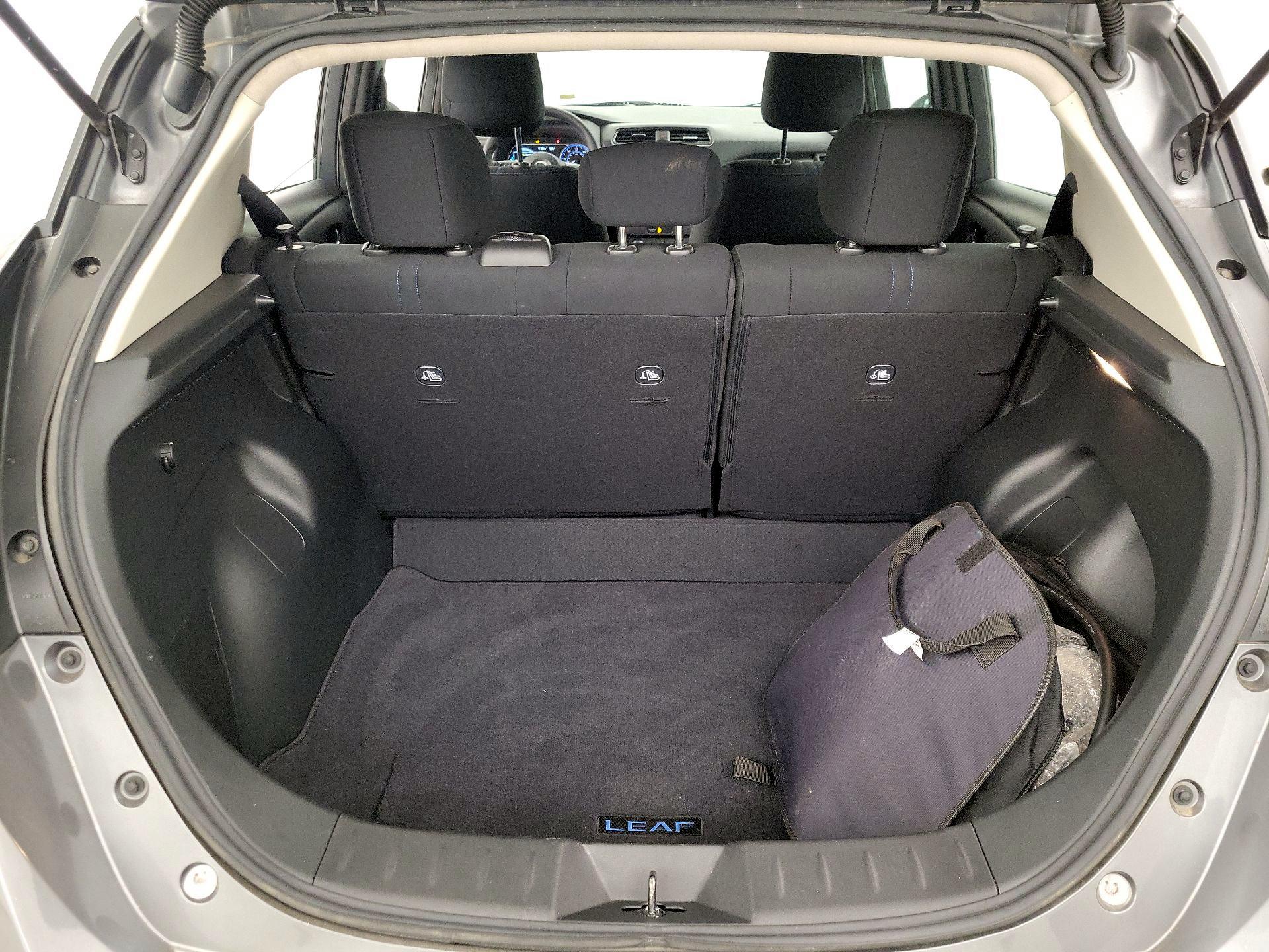 Thumbnail: 2022 Nissan Leaf - 20