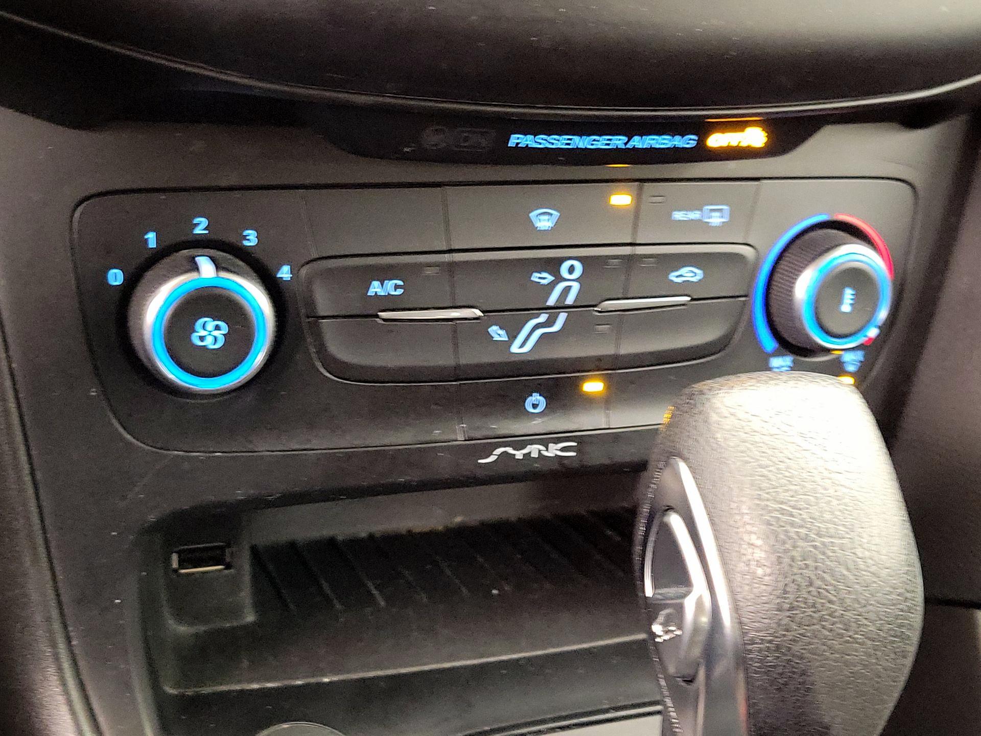 Thumbnail: 2018 Ford Focus - 16