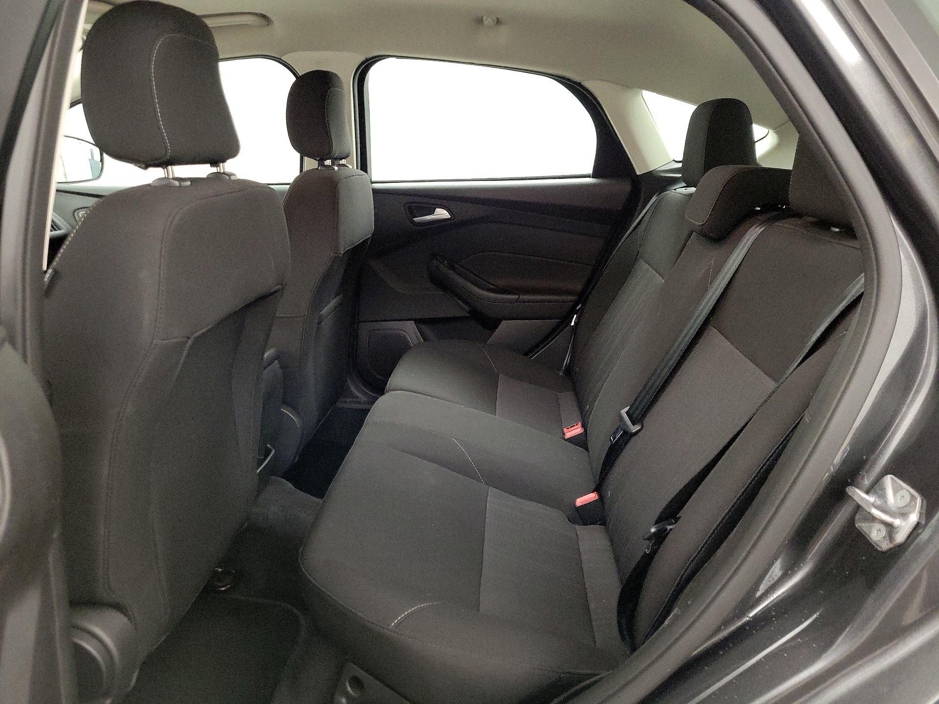 Thumbnail: 2018 Ford Focus - 19