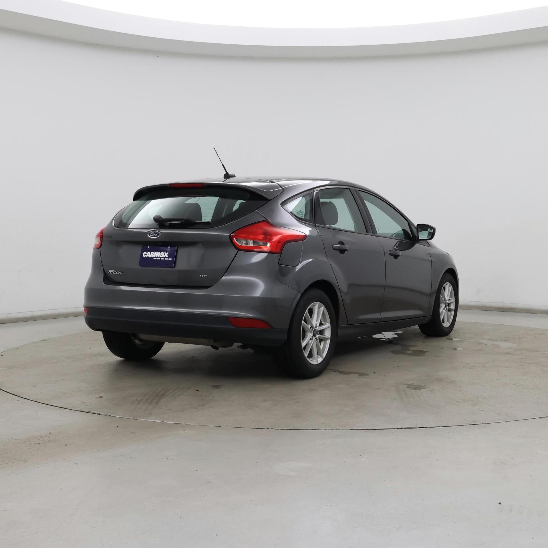 Thumbnail: 2018 Ford Focus - 8