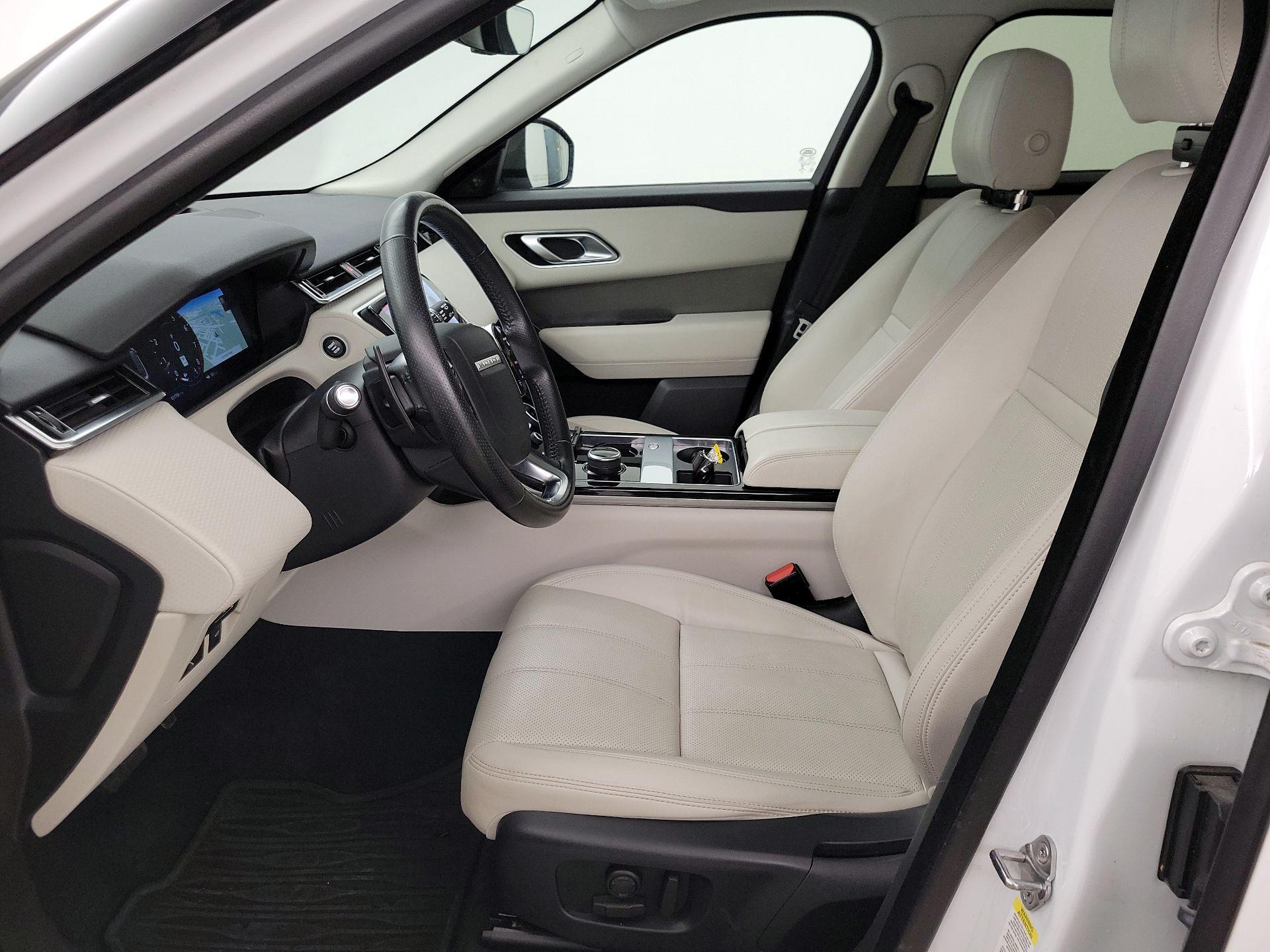 Thumbnail: 2020 Land Rover Range Rover Velar - 11