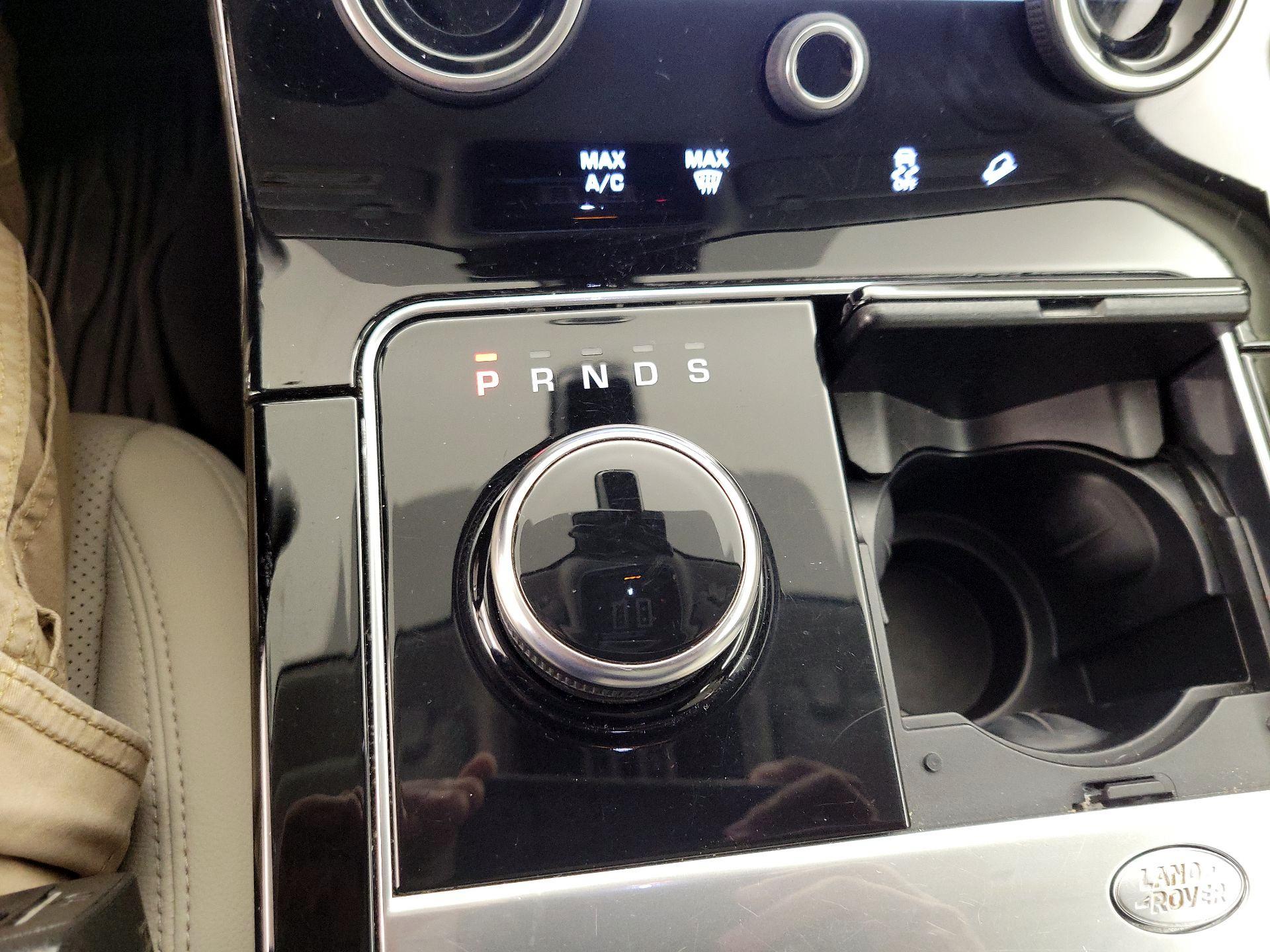 Thumbnail: 2020 Land Rover Range Rover Velar - 18