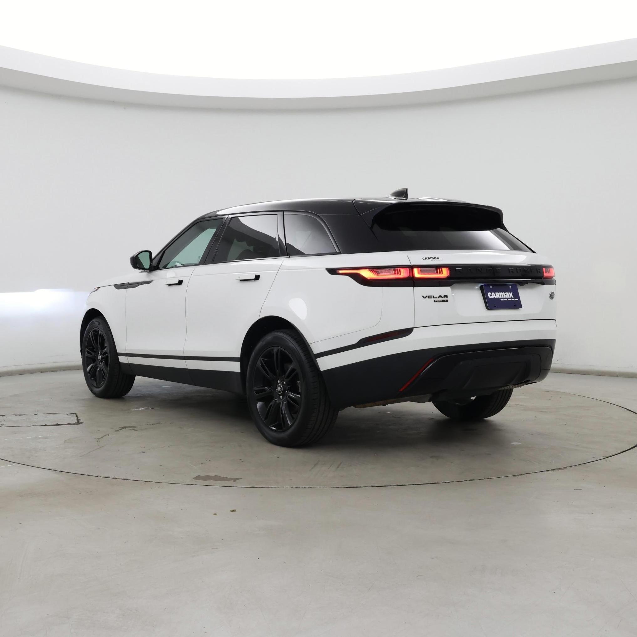 Thumbnail: 2020 Land Rover Range Rover Velar - 2