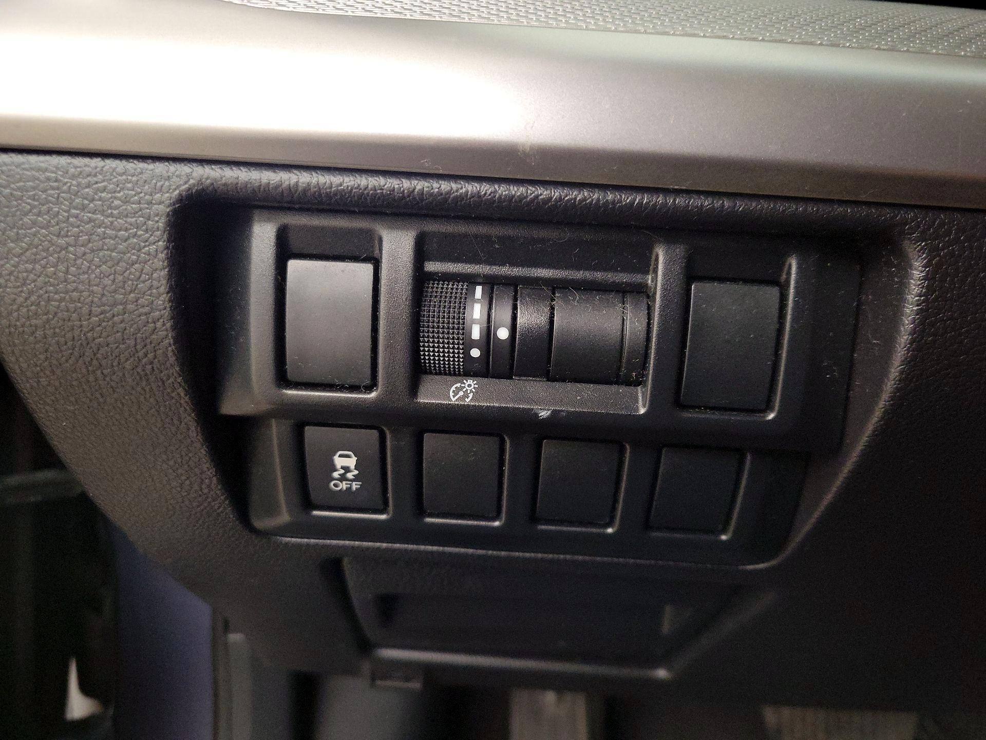 Thumbnail: 2017 Subaru Outback - 13