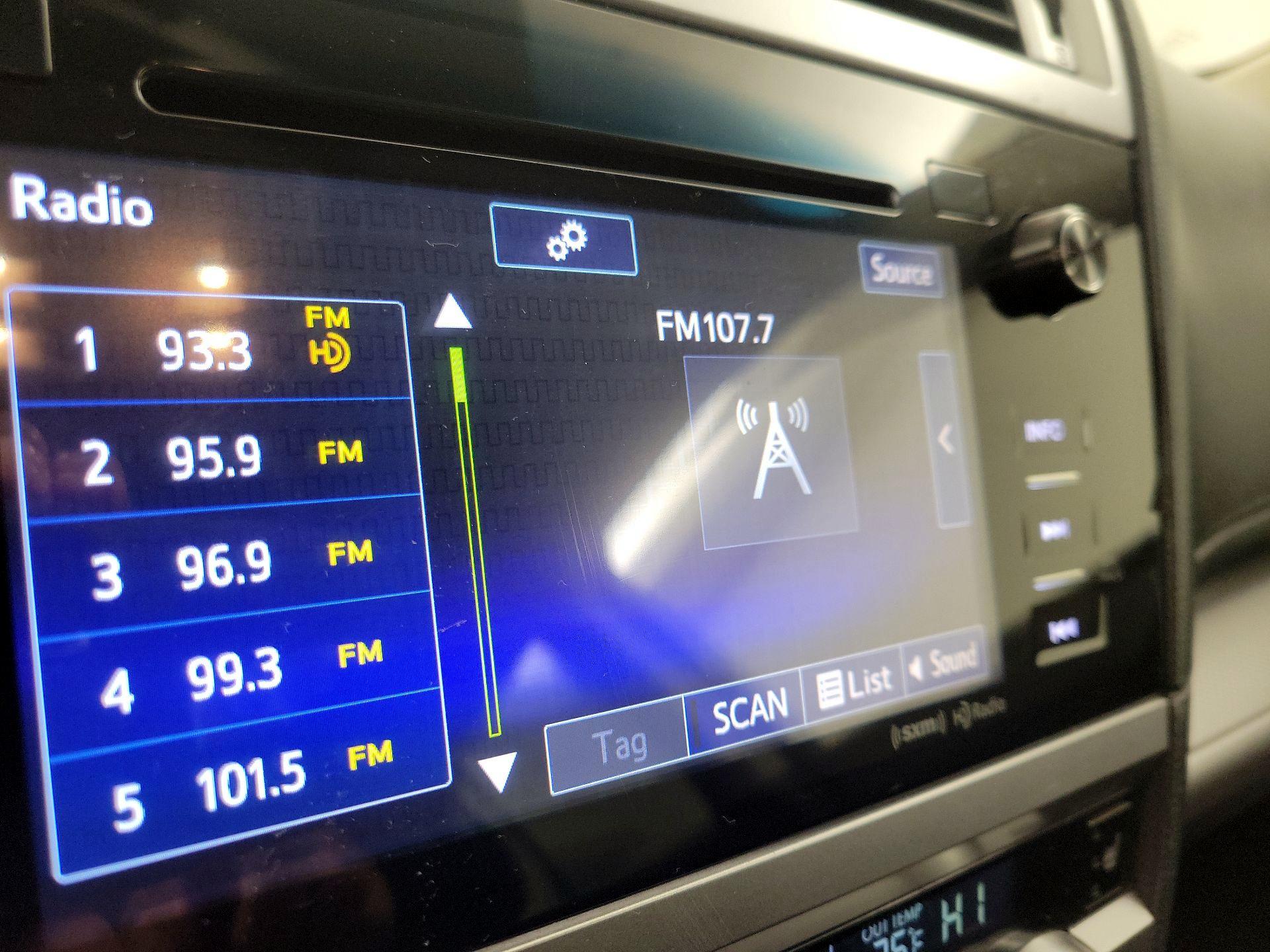 Thumbnail: 2017 Subaru Outback - 15