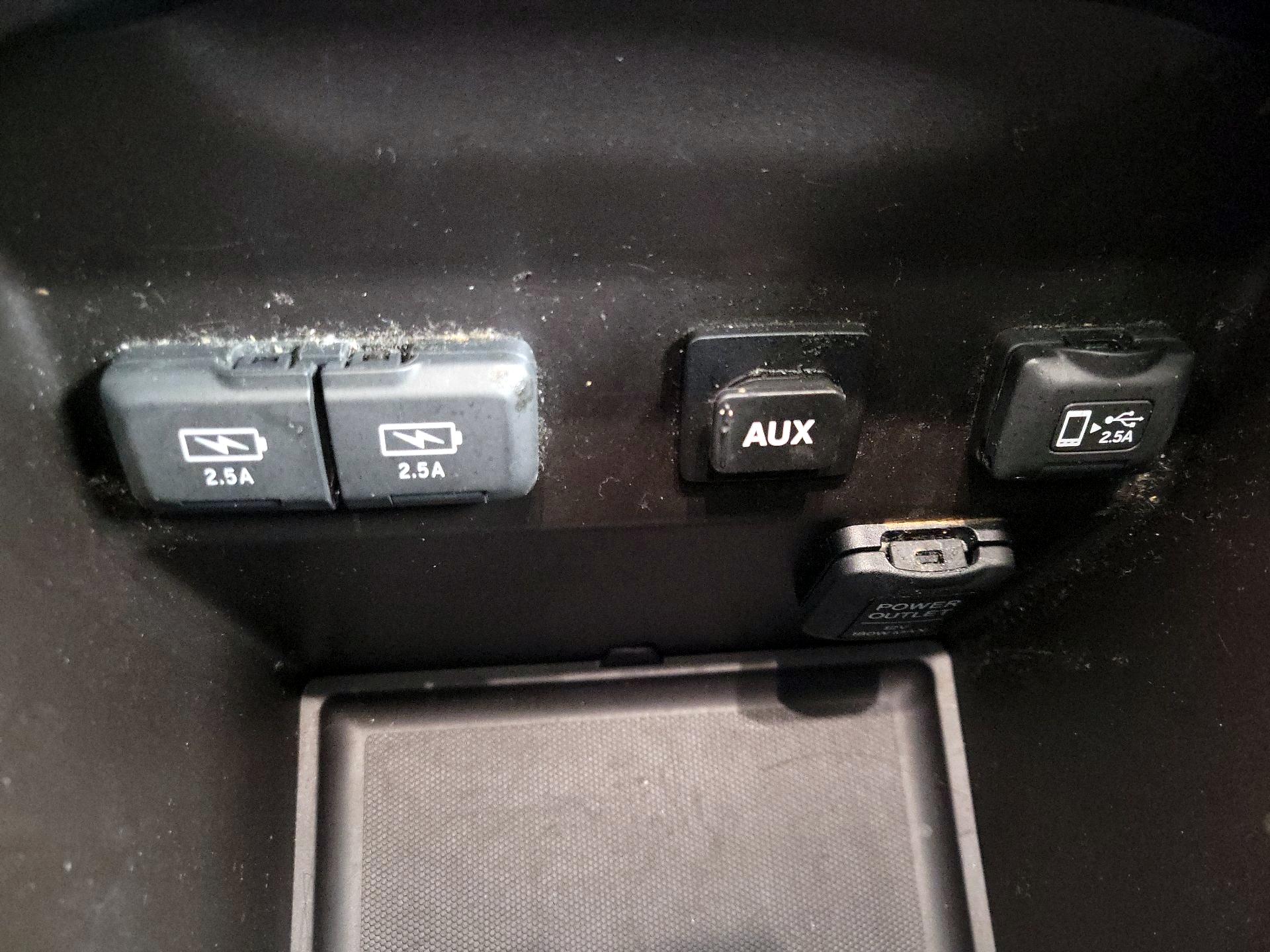 Thumbnail: 2018 Acura MDX - 18