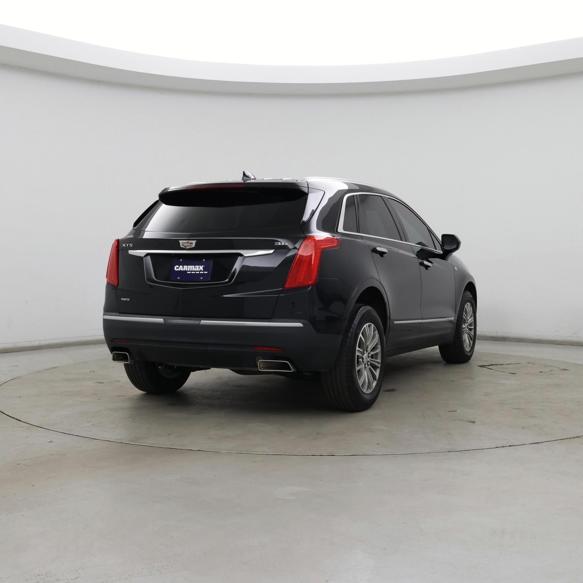 Thumbnail: 2018 Cadillac XT5 - 8