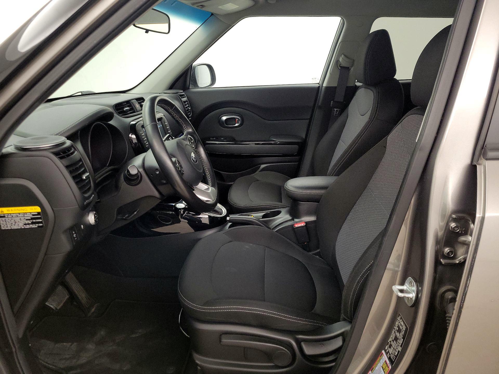 Thumbnail: 2018 Kia Soul - 11