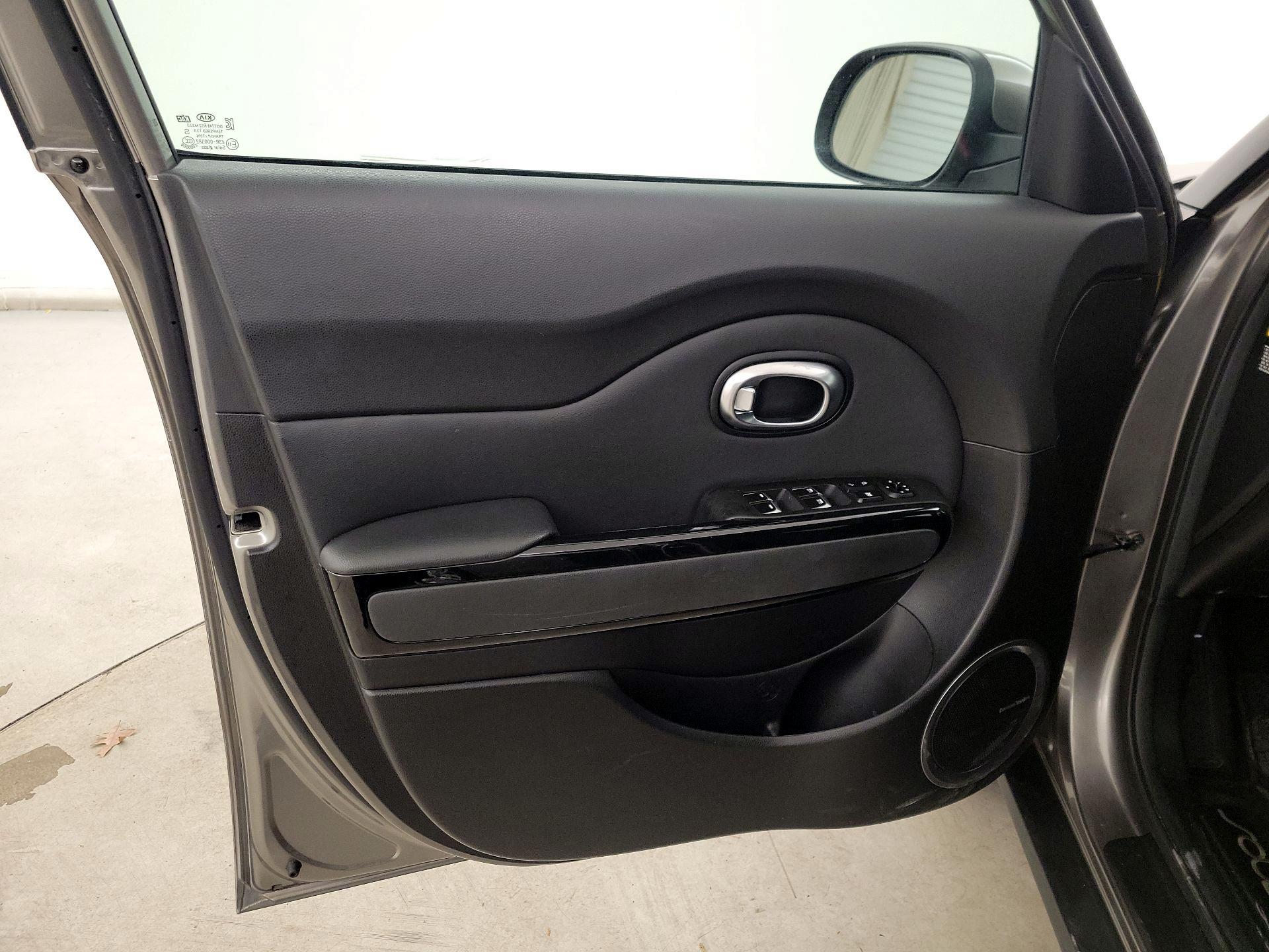 Thumbnail: 2018 Kia Soul - 12