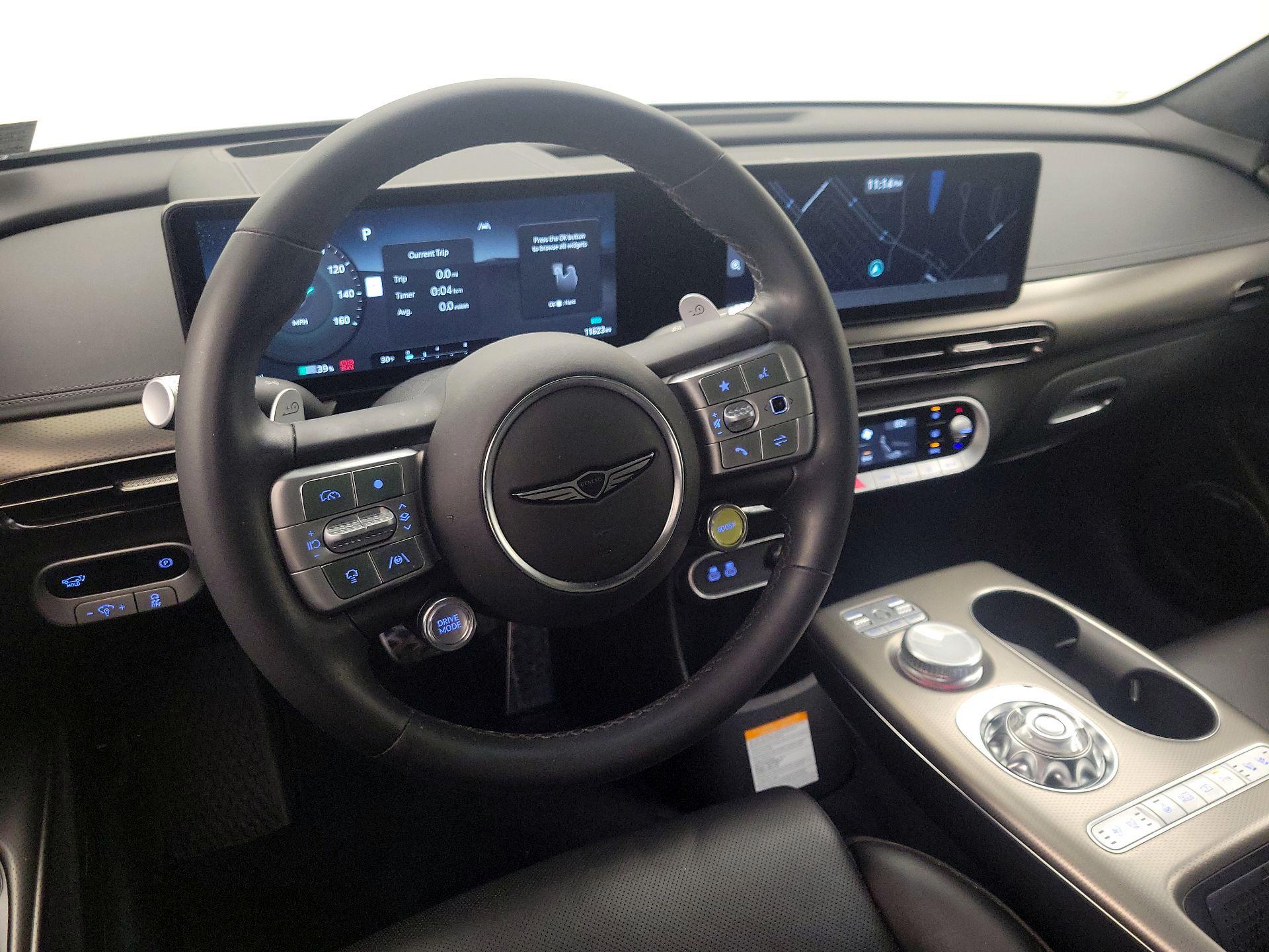 Thumbnail: 2023 Genesis GV60 - 9