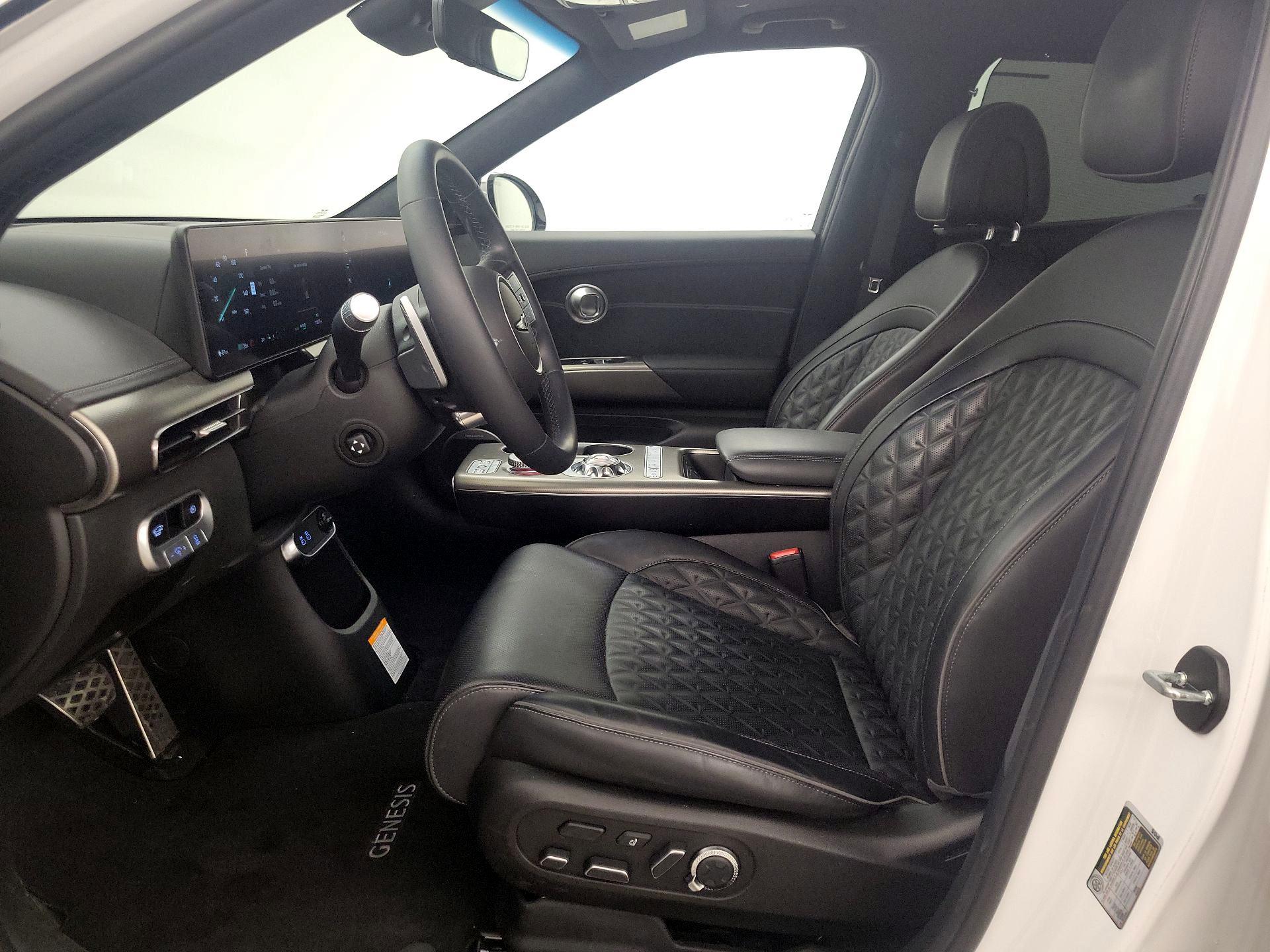 Thumbnail: 2023 Genesis GV60 - 11