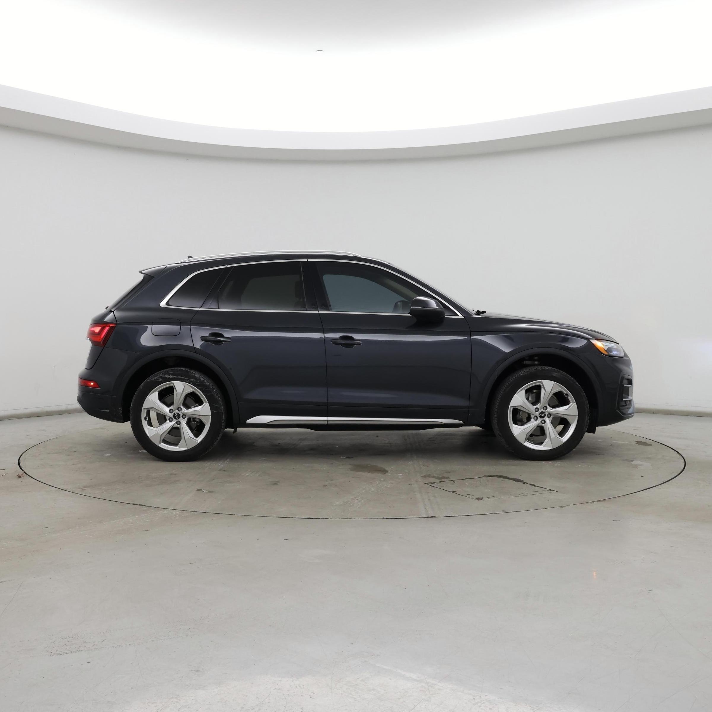 Thumbnail: 2021 Audi Q5 - 7