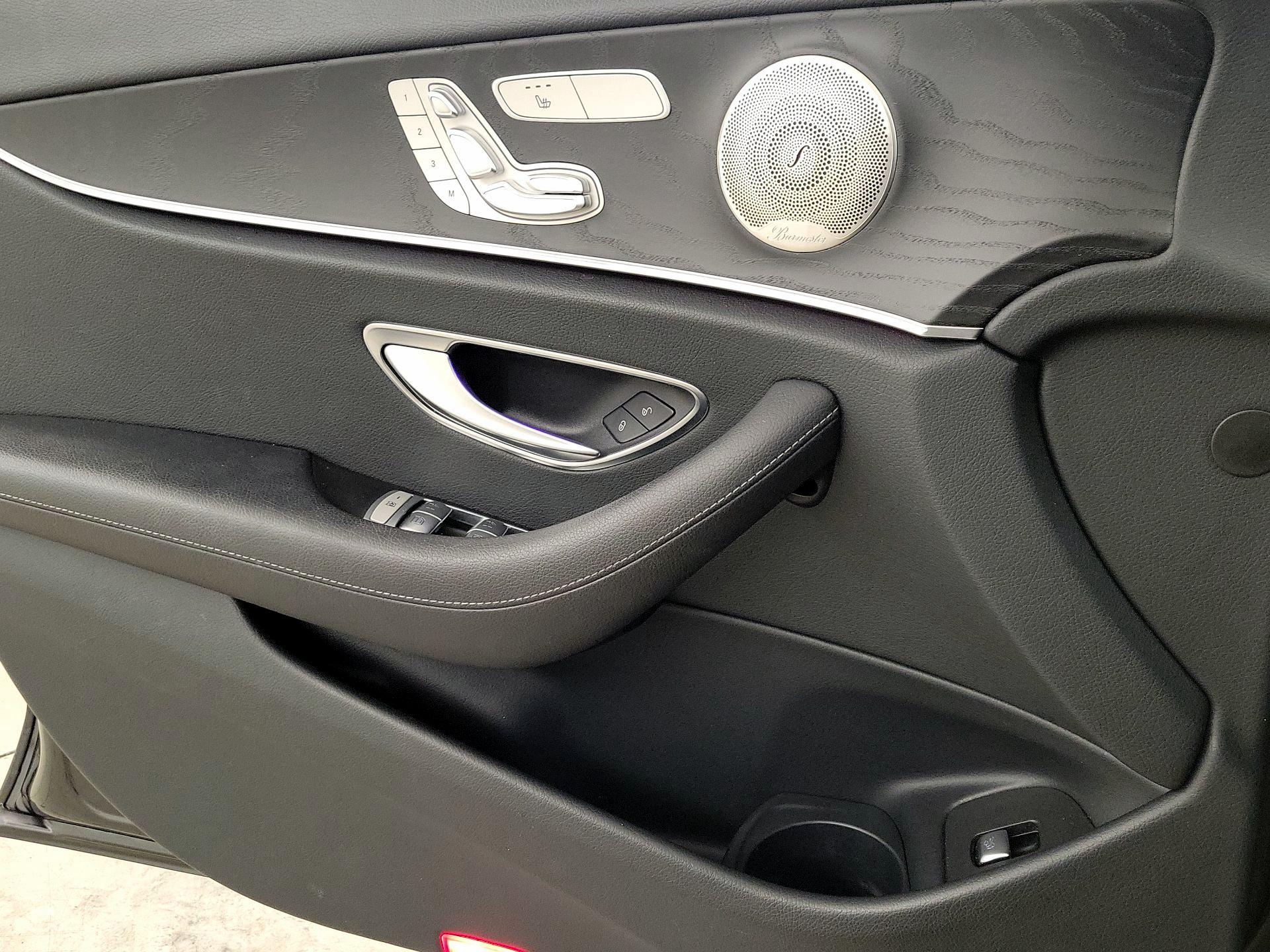 Thumbnail: 2022 Mercedes-Benz E-Class - 12