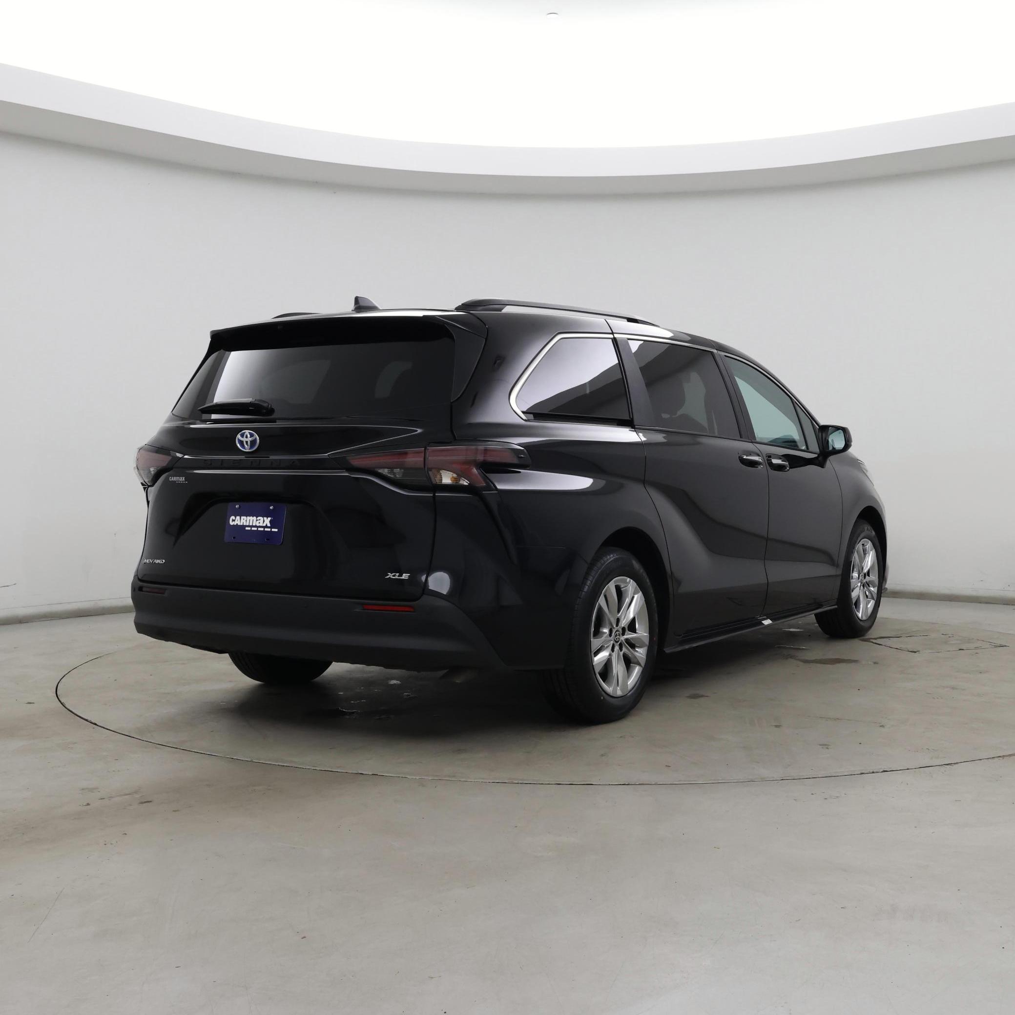 Thumbnail: 2025 Toyota Sienna - 8