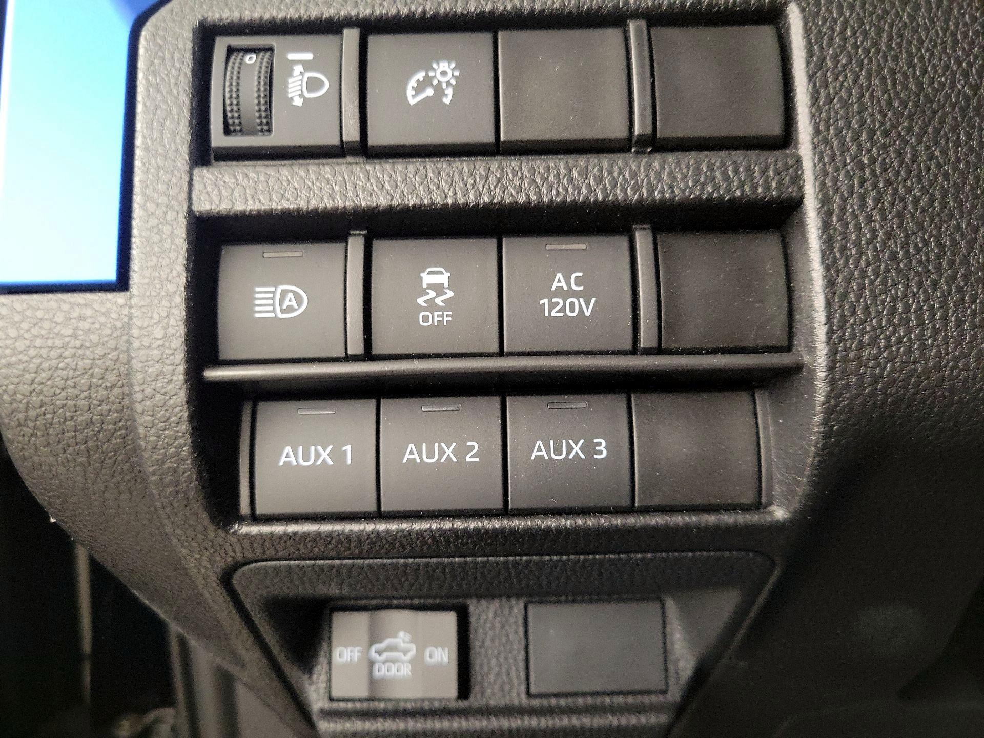 Thumbnail: 2024 Toyota Tacoma - 13