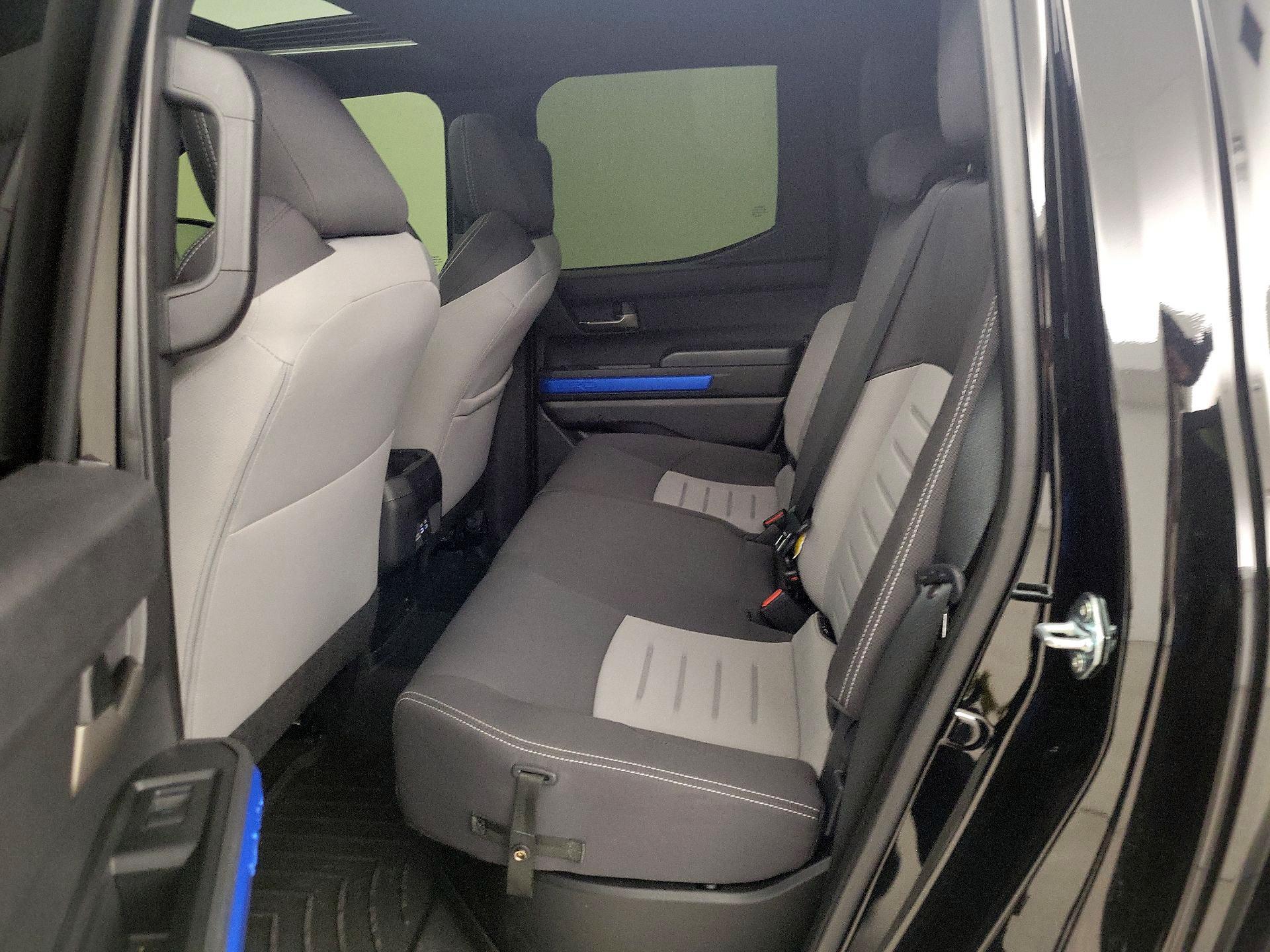 Thumbnail: 2024 Toyota Tacoma - 20