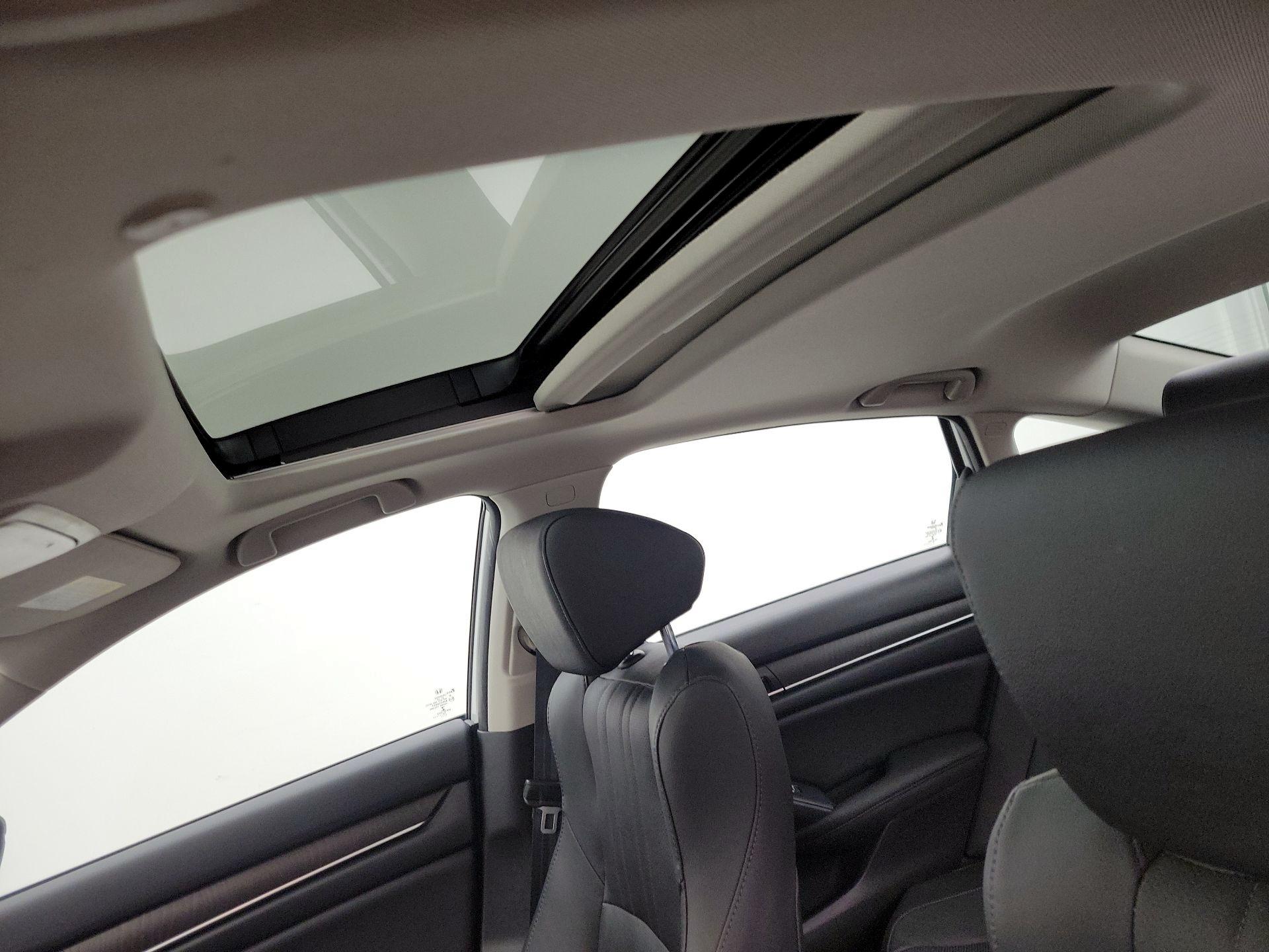 Thumbnail: 2019 Honda Accord - 19